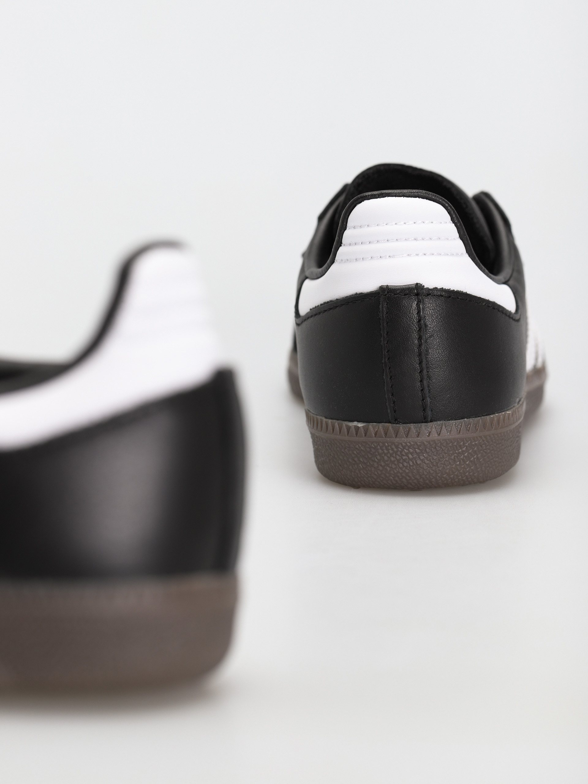 Buty adidas Samba Adv (cblack/ftwwht/goldmt)