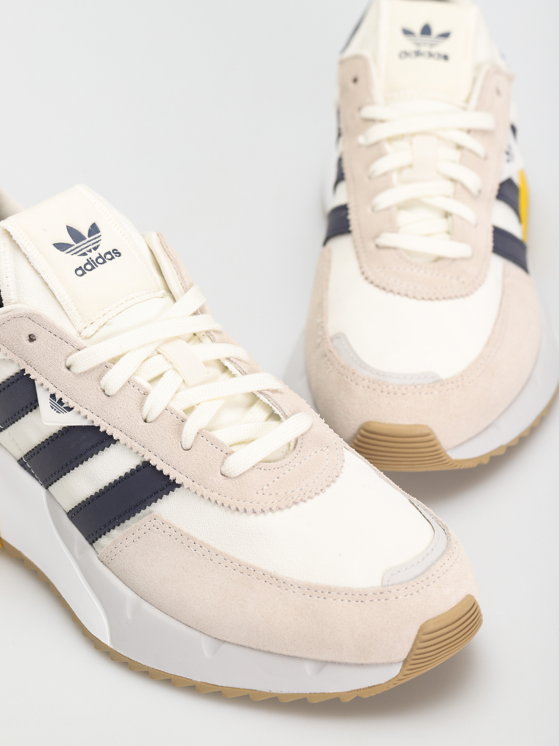 Buty adidas Originals Retropy F2 (owhite/shanav/hazyel)