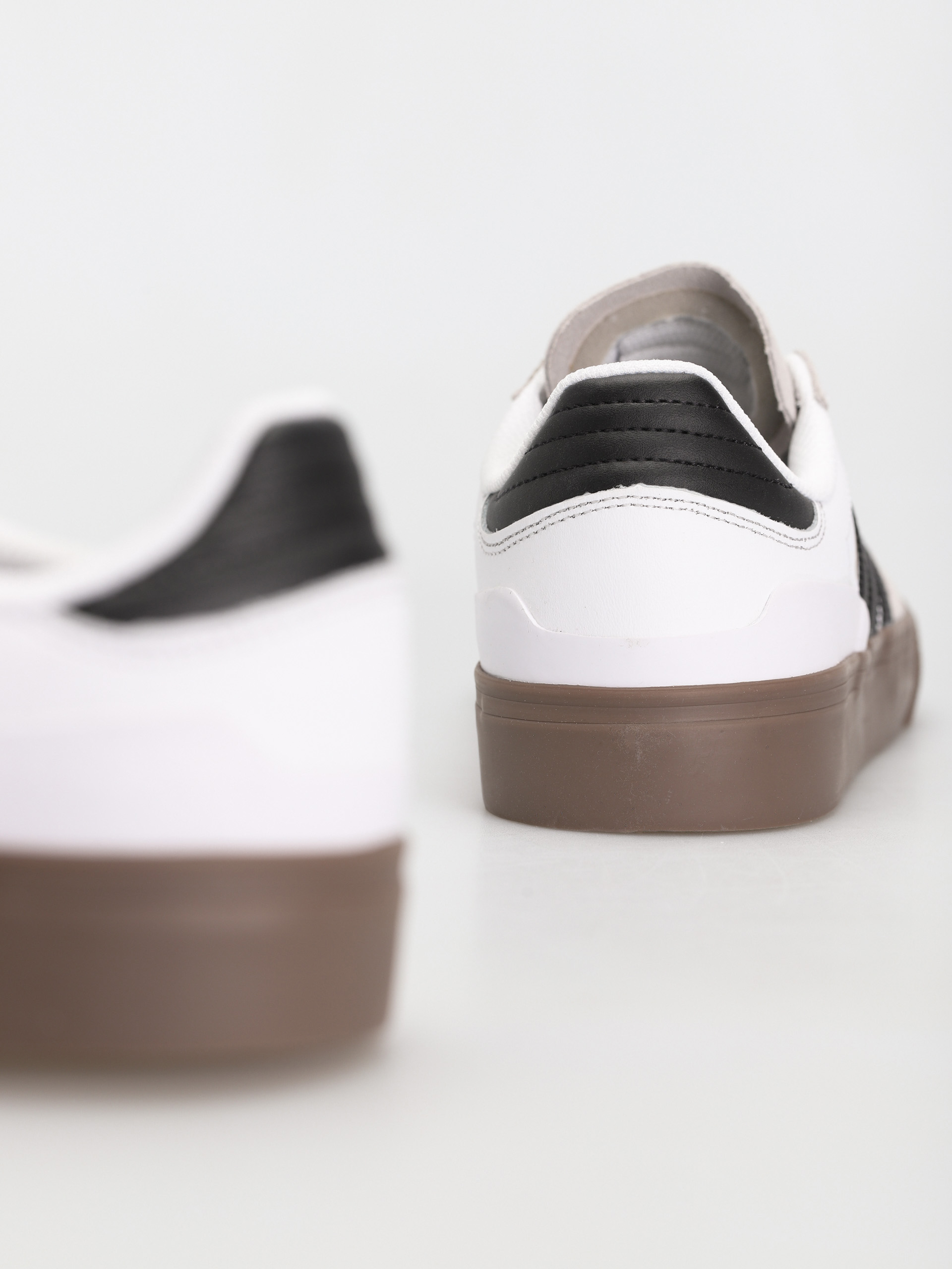 Buty adidas Busenitz Vulc II (ftwwht/cblack/goldmt)