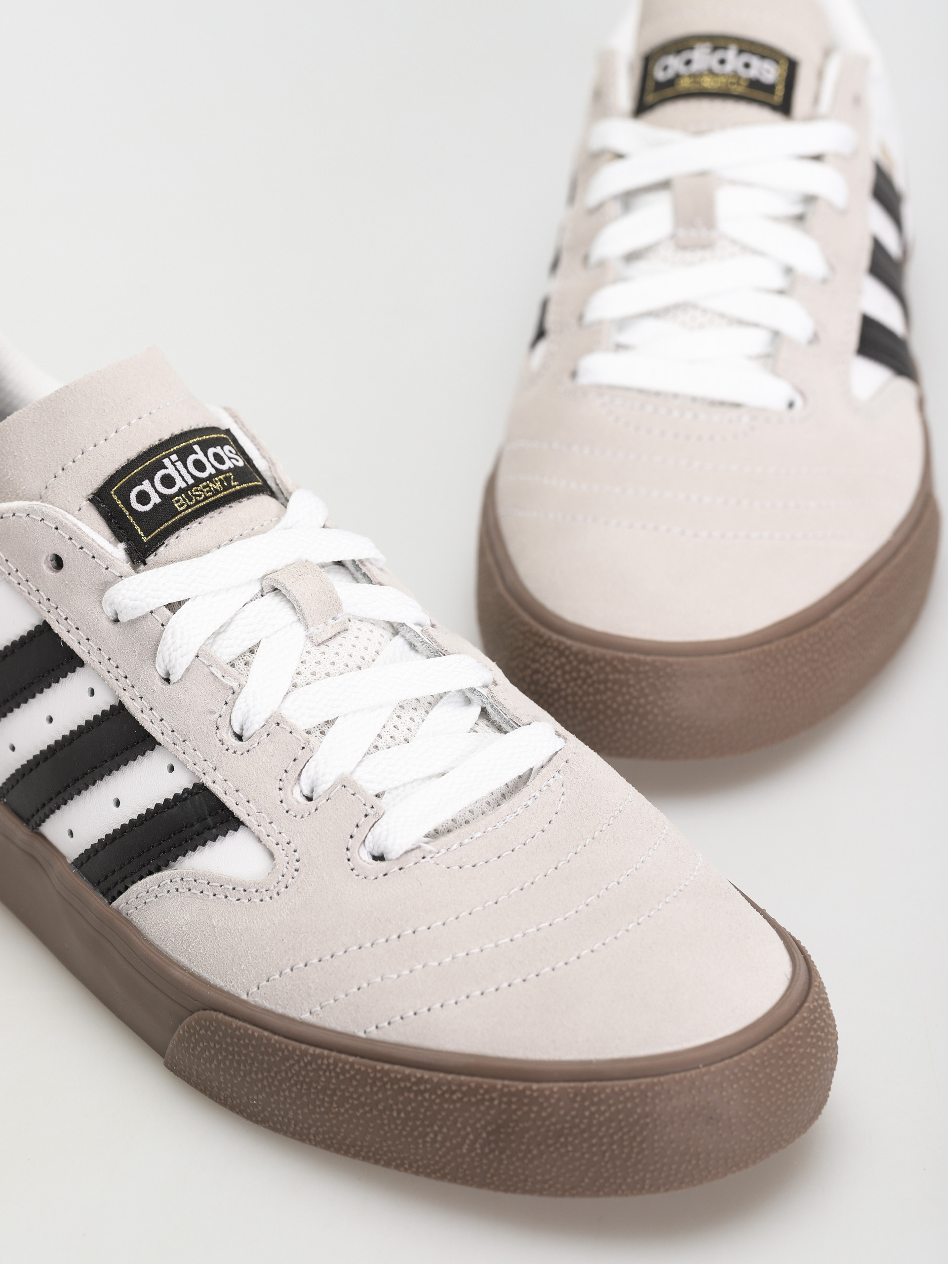 Buty adidas Busenitz Vulc II (ftwwht/cblack/goldmt)