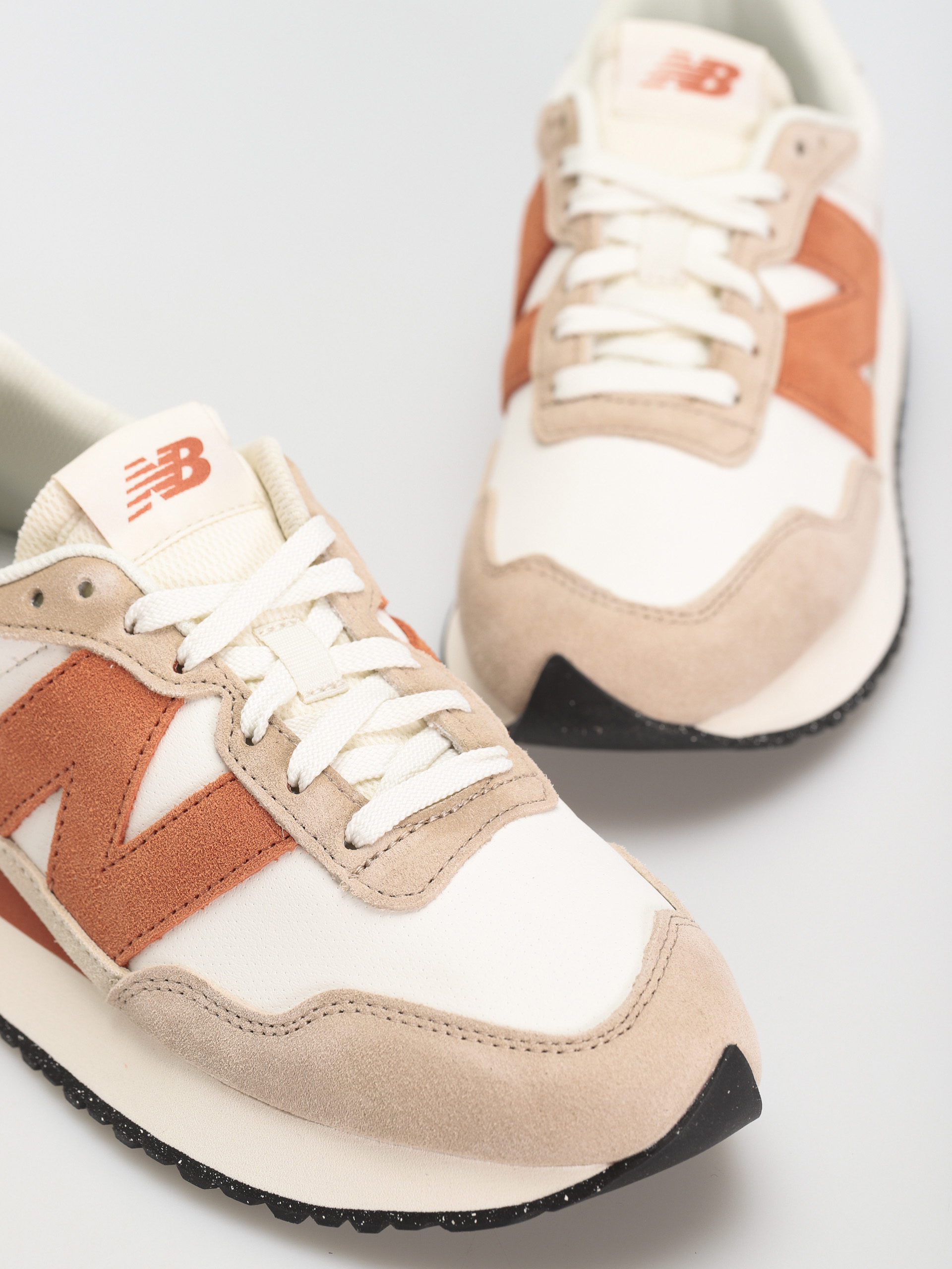 Buty New Balance 237 (mindful grey)