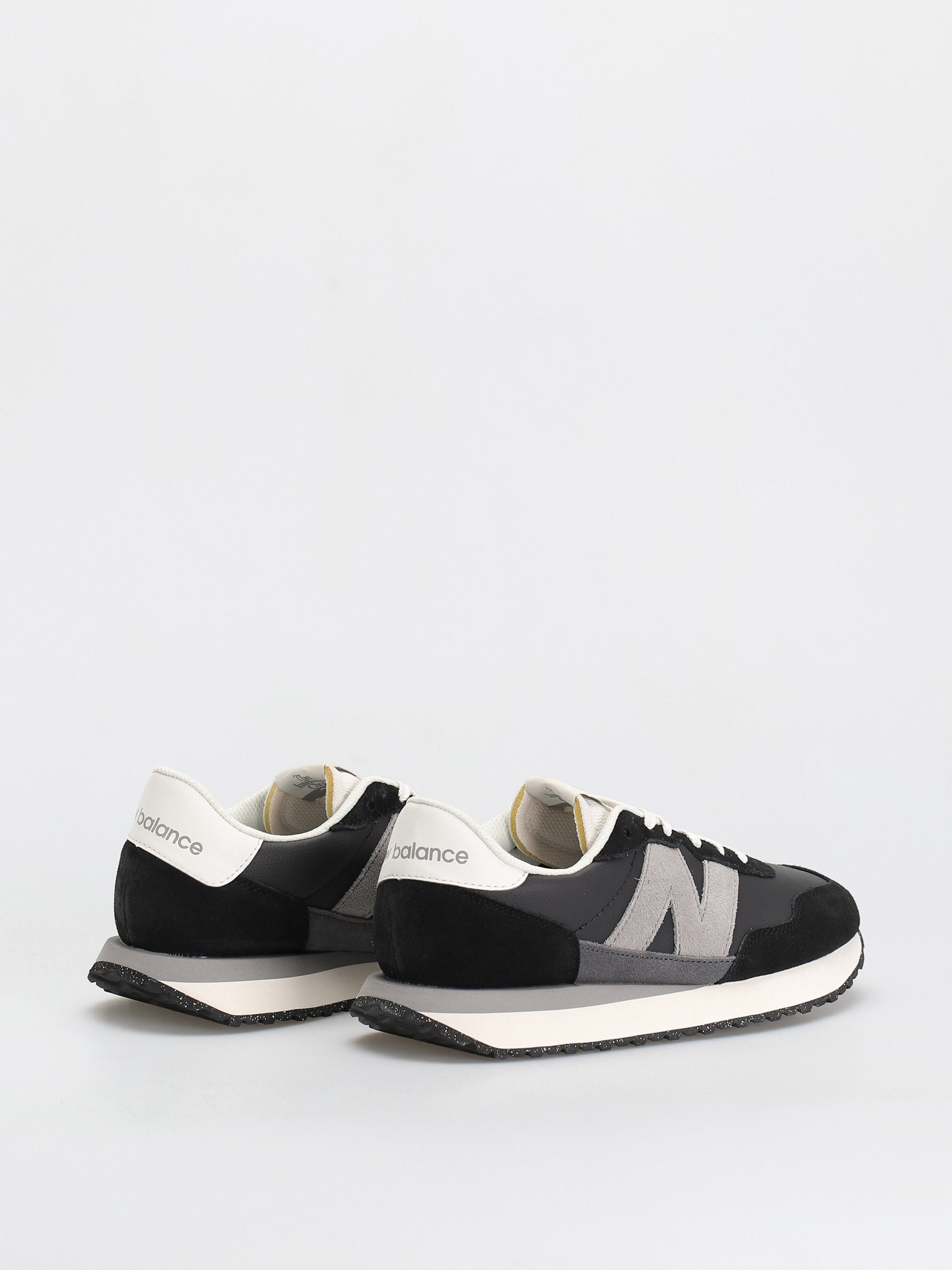 Buty New Balance 237 (black)