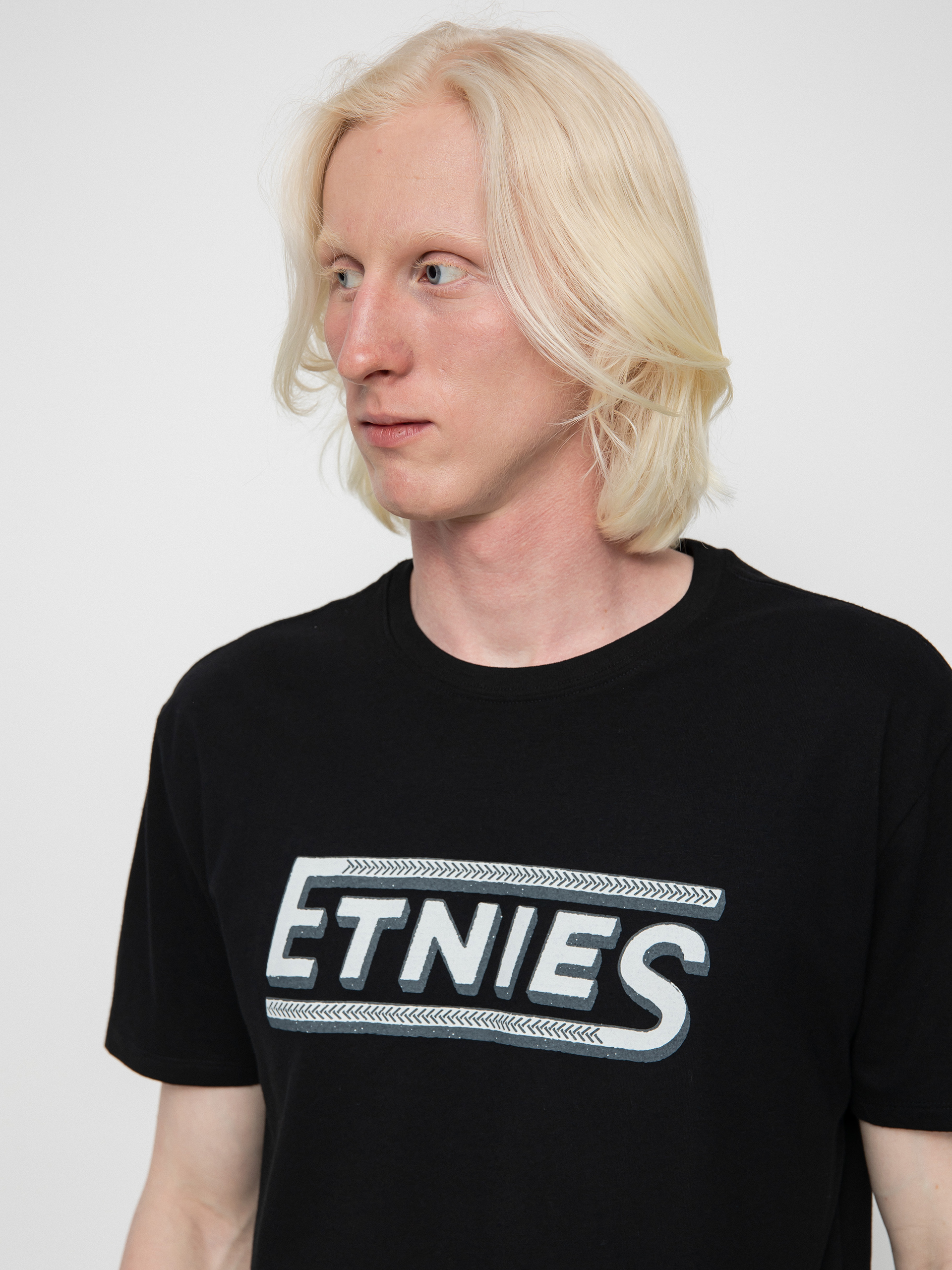 T-shirt Etnies Tread (black)