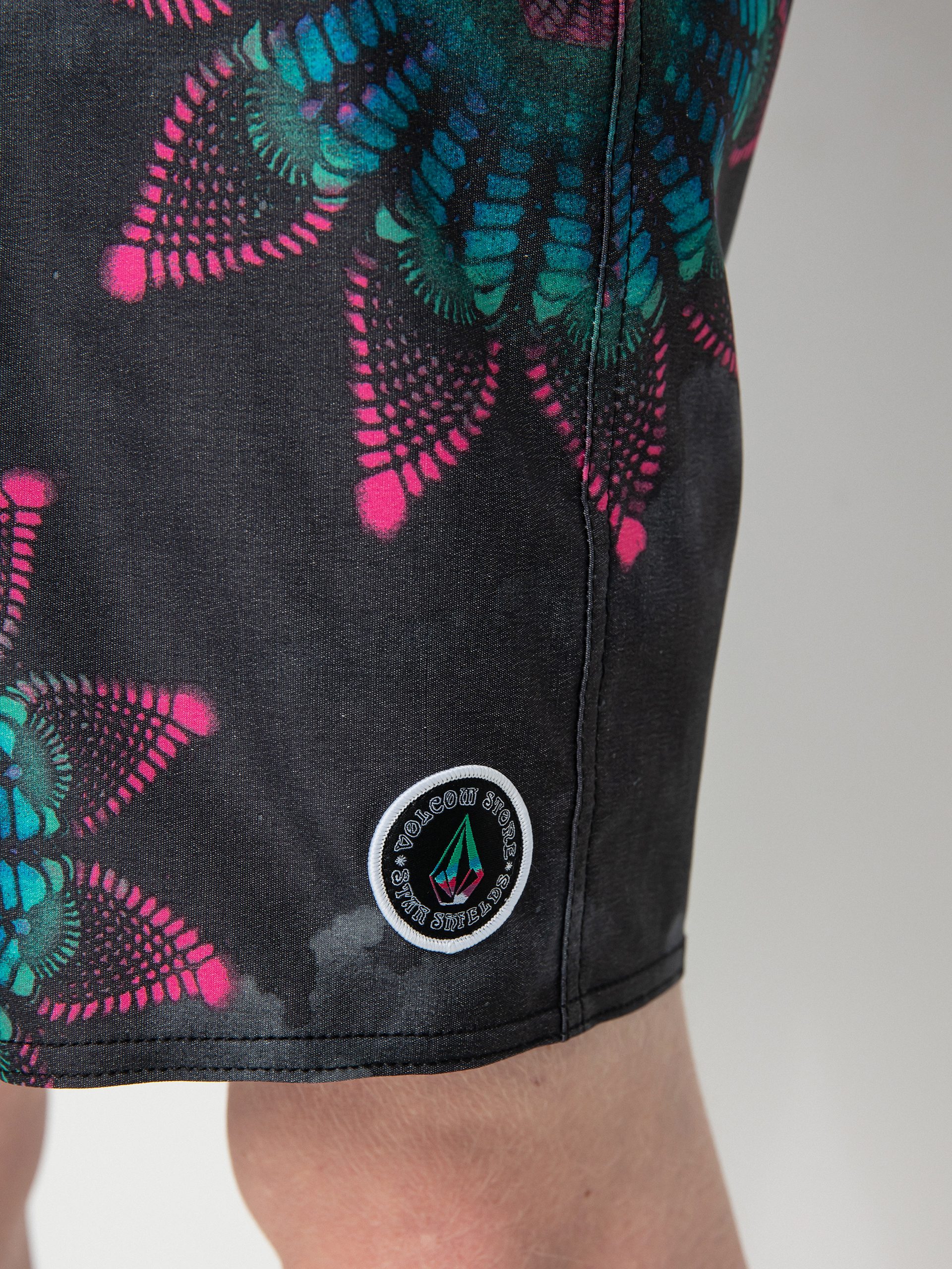 Boardshorty Volcom Star Shields Fa Stoney 18 (black)