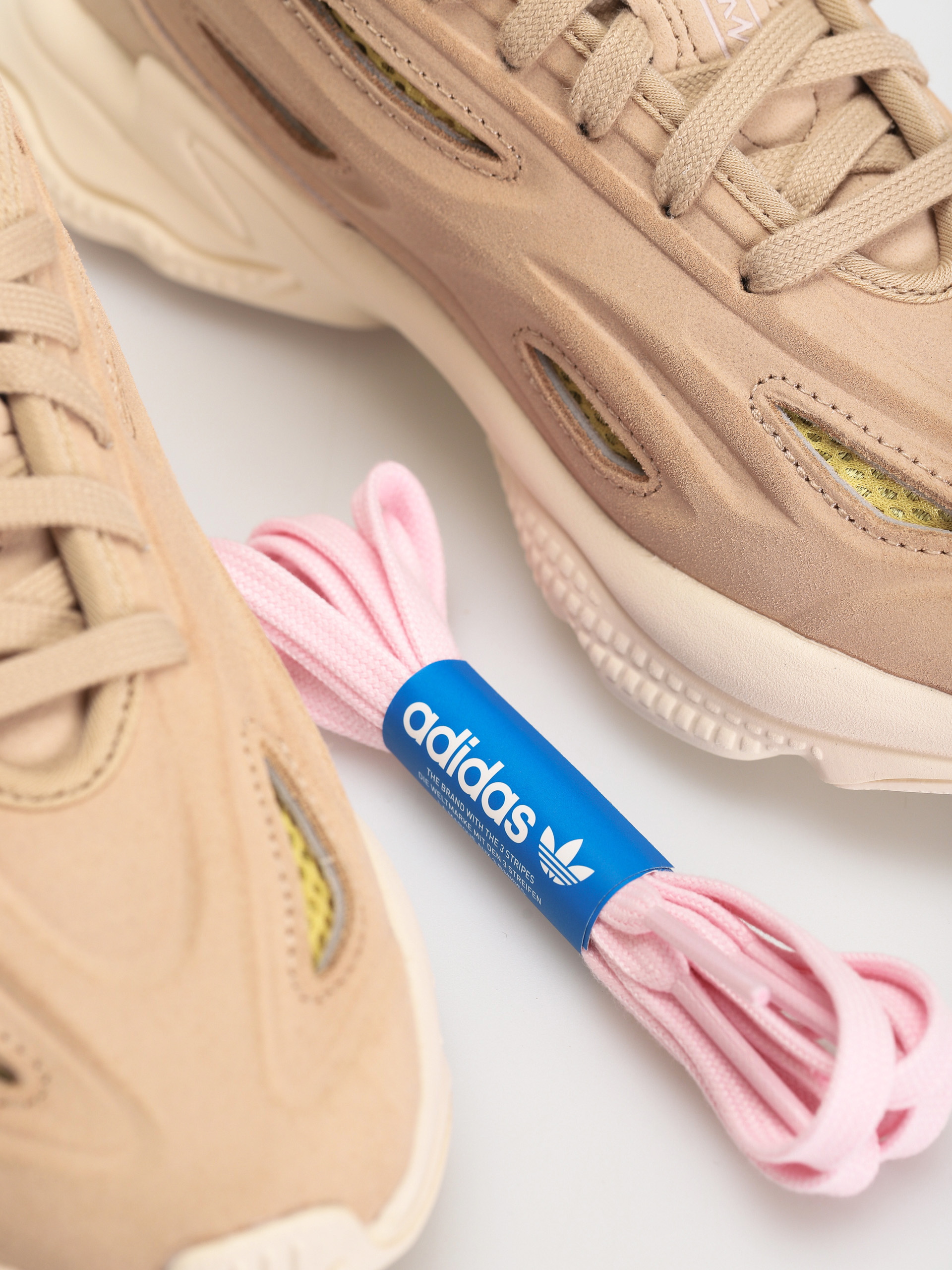 Buty adidas Originals Ozweego Celox Wmn (stpanu/wonwhi/clpink)