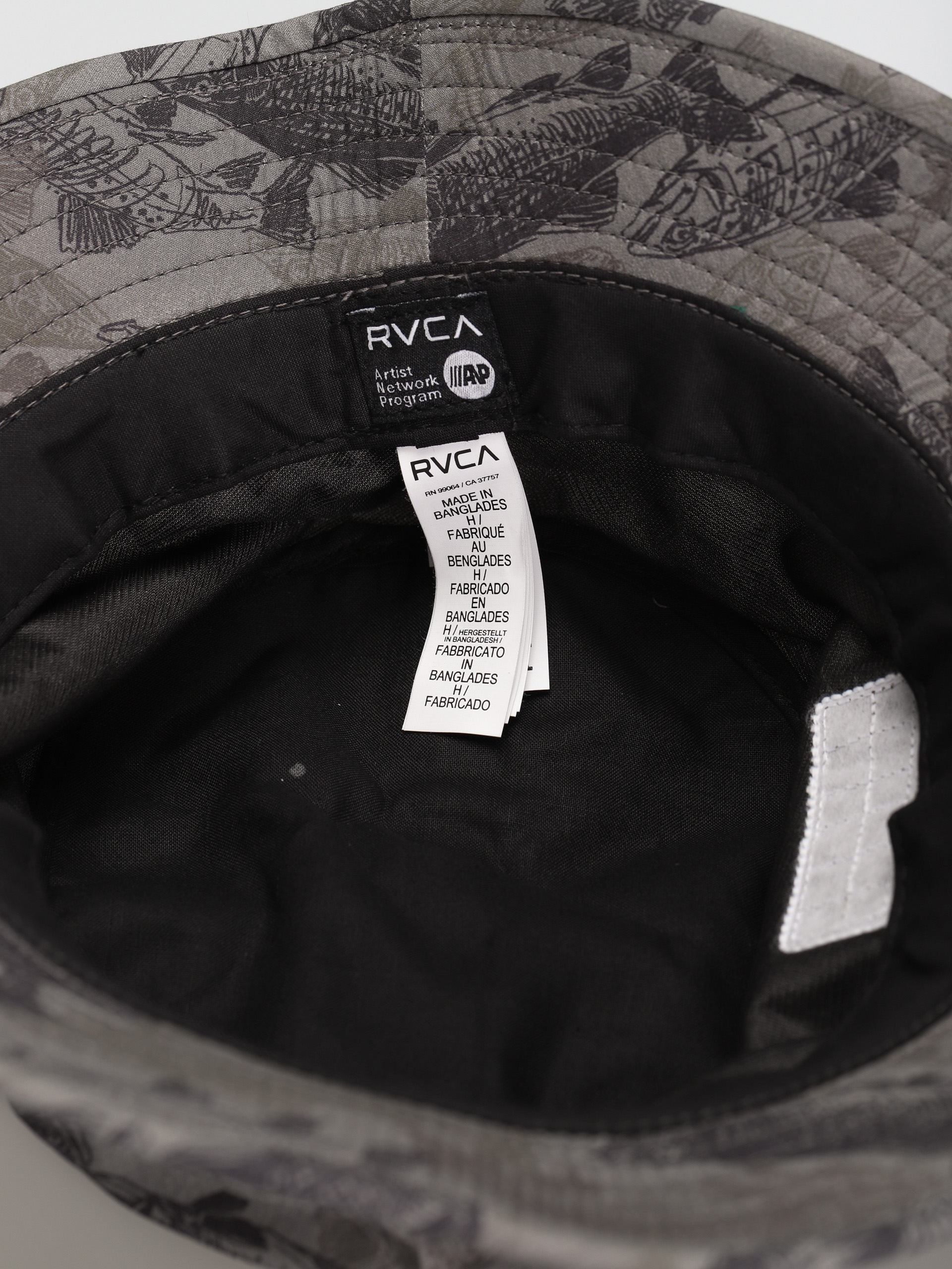 Kapelusz RVCA Horton Bucket (camo)