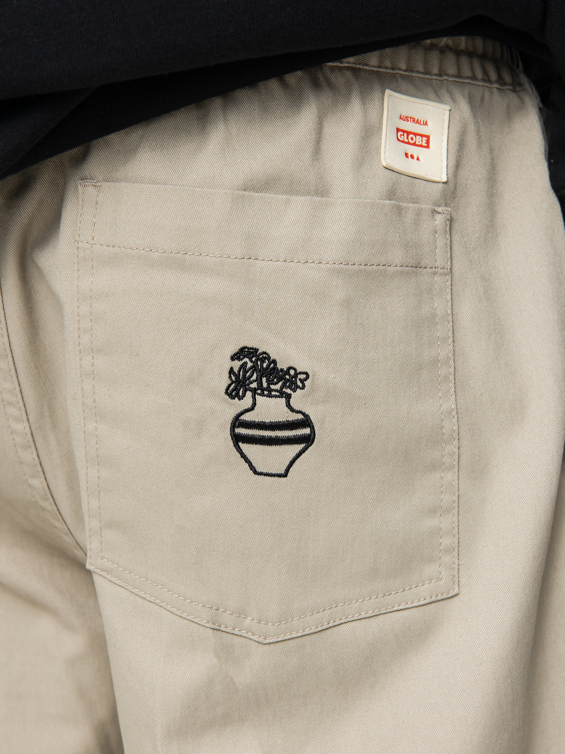 Spodnie Globe Bootleg Dreams (dune)