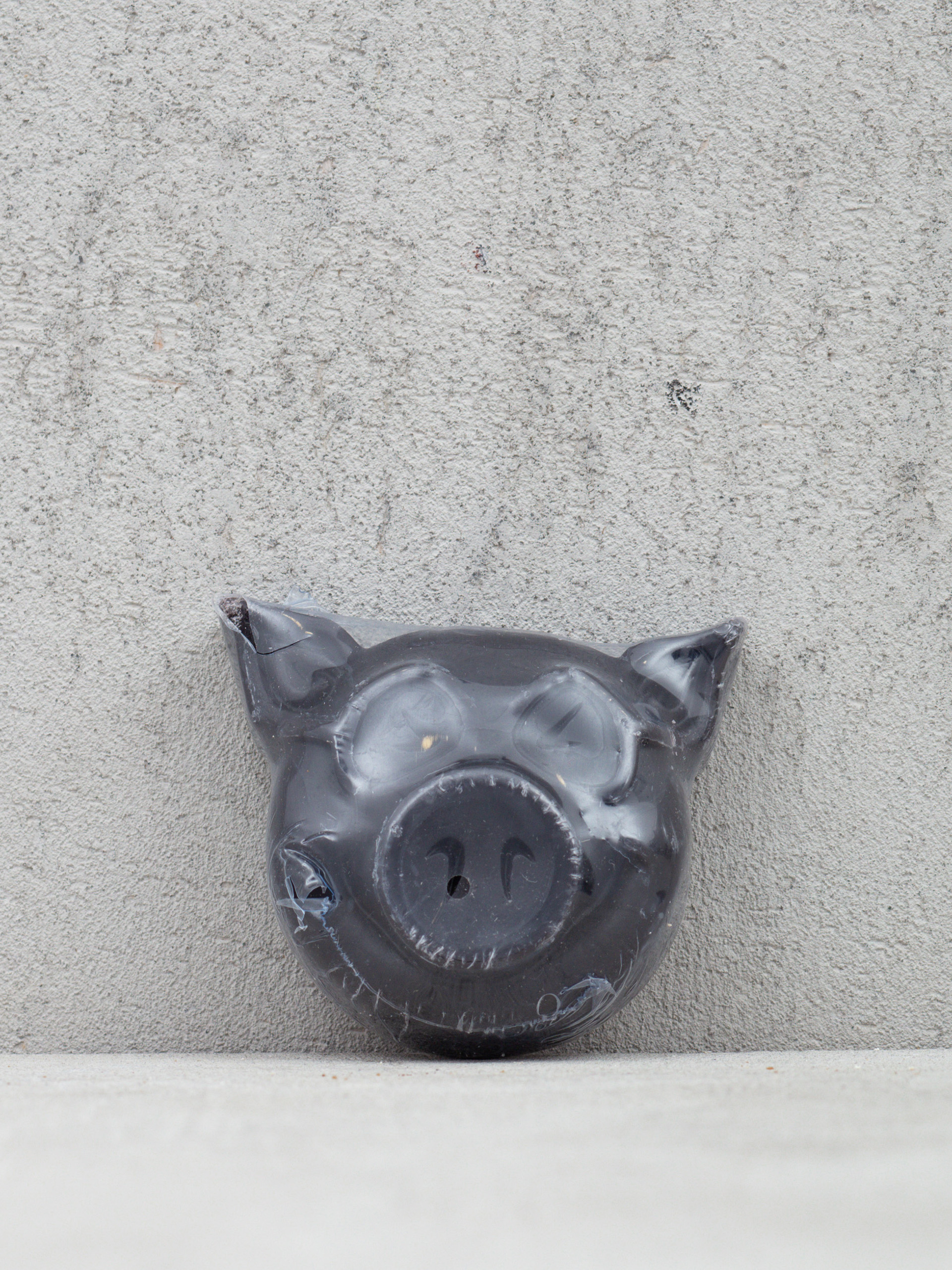 Wosk Pig Pig Head (black)