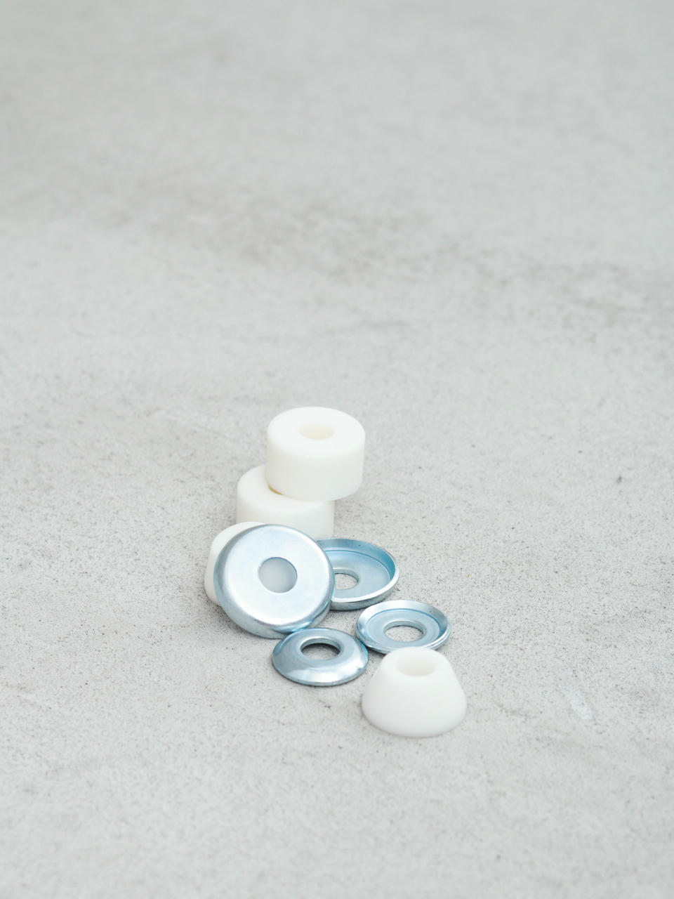 Gumki Ace Hard Bushings (white)