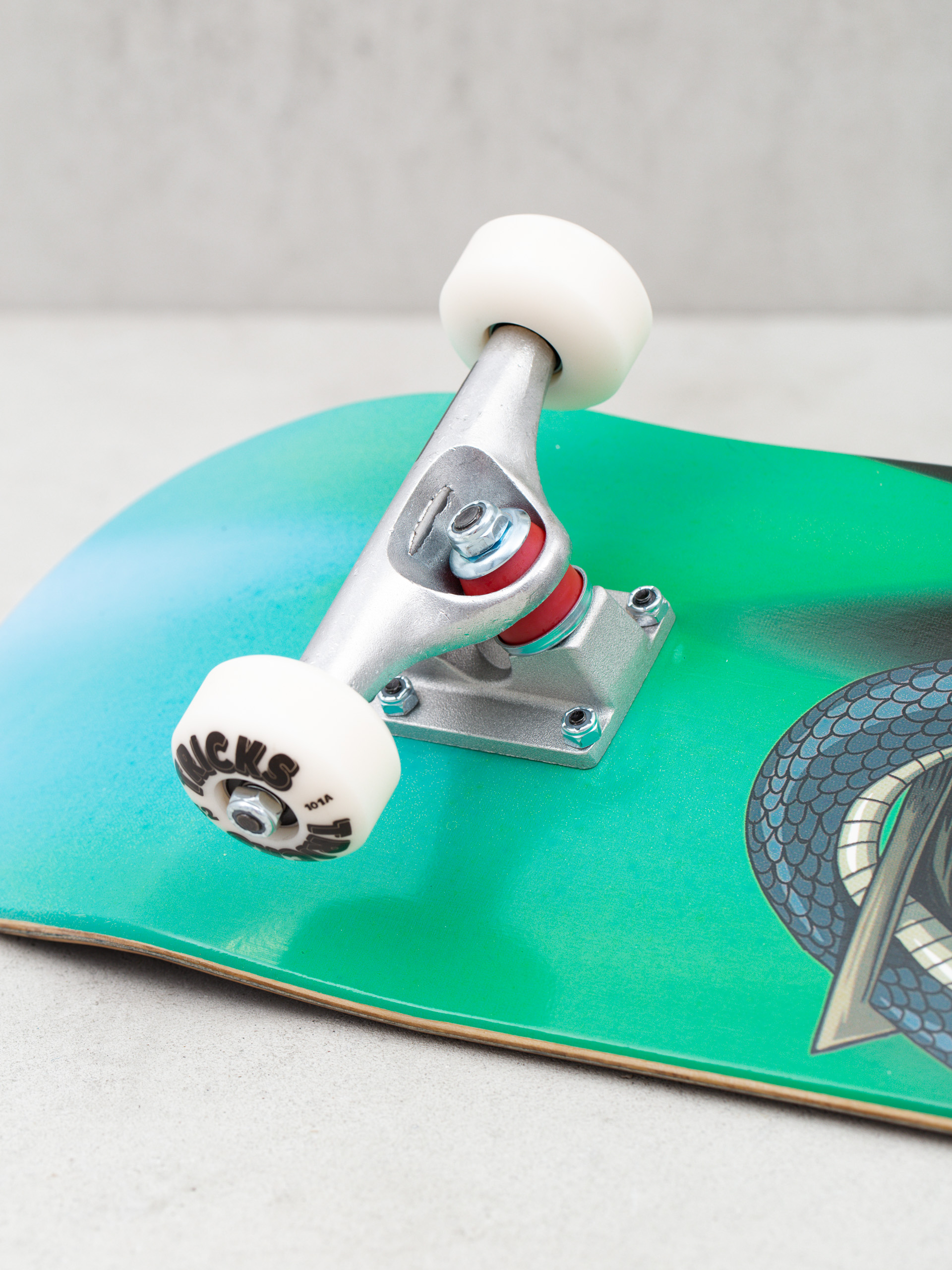 Deskorolka Tricks Snake