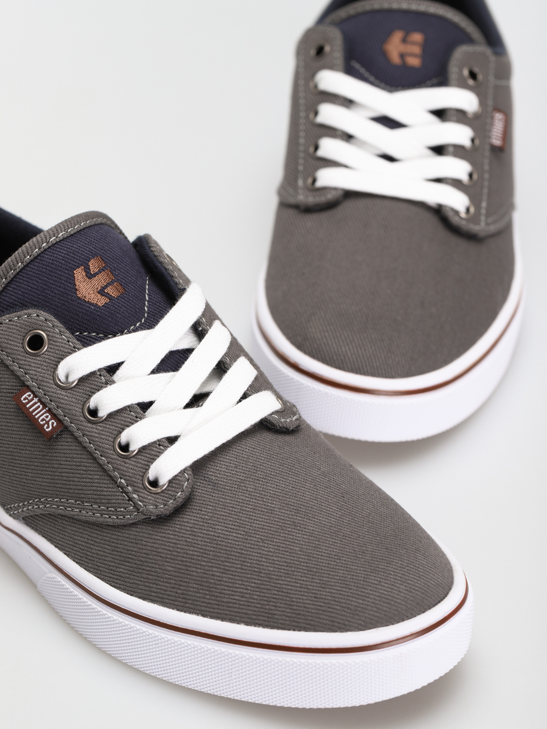 Buty Etnies Fuerte (grey/navy/white)