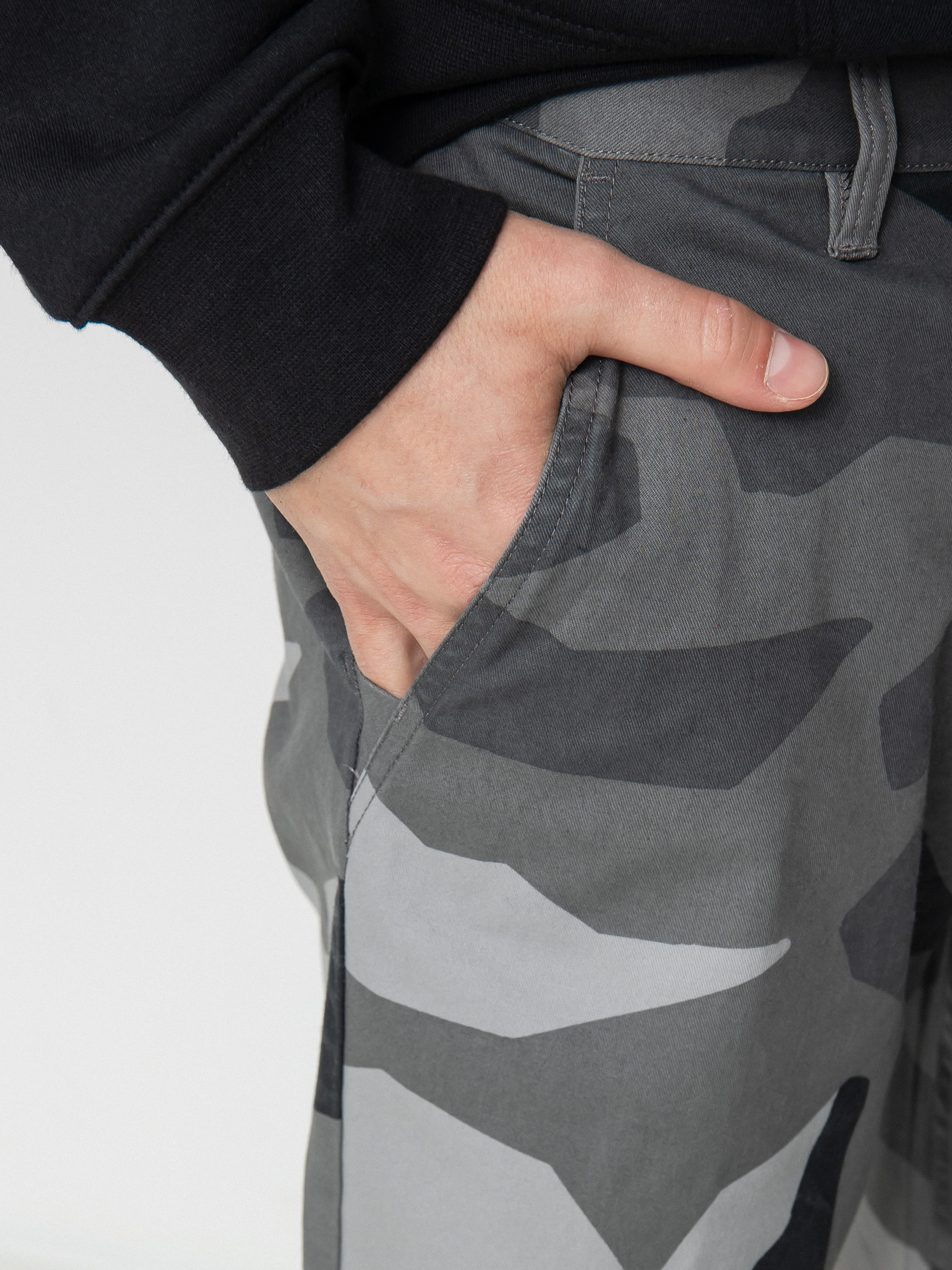 Szorty Fox Essex Camo 2.0 (blk cam)