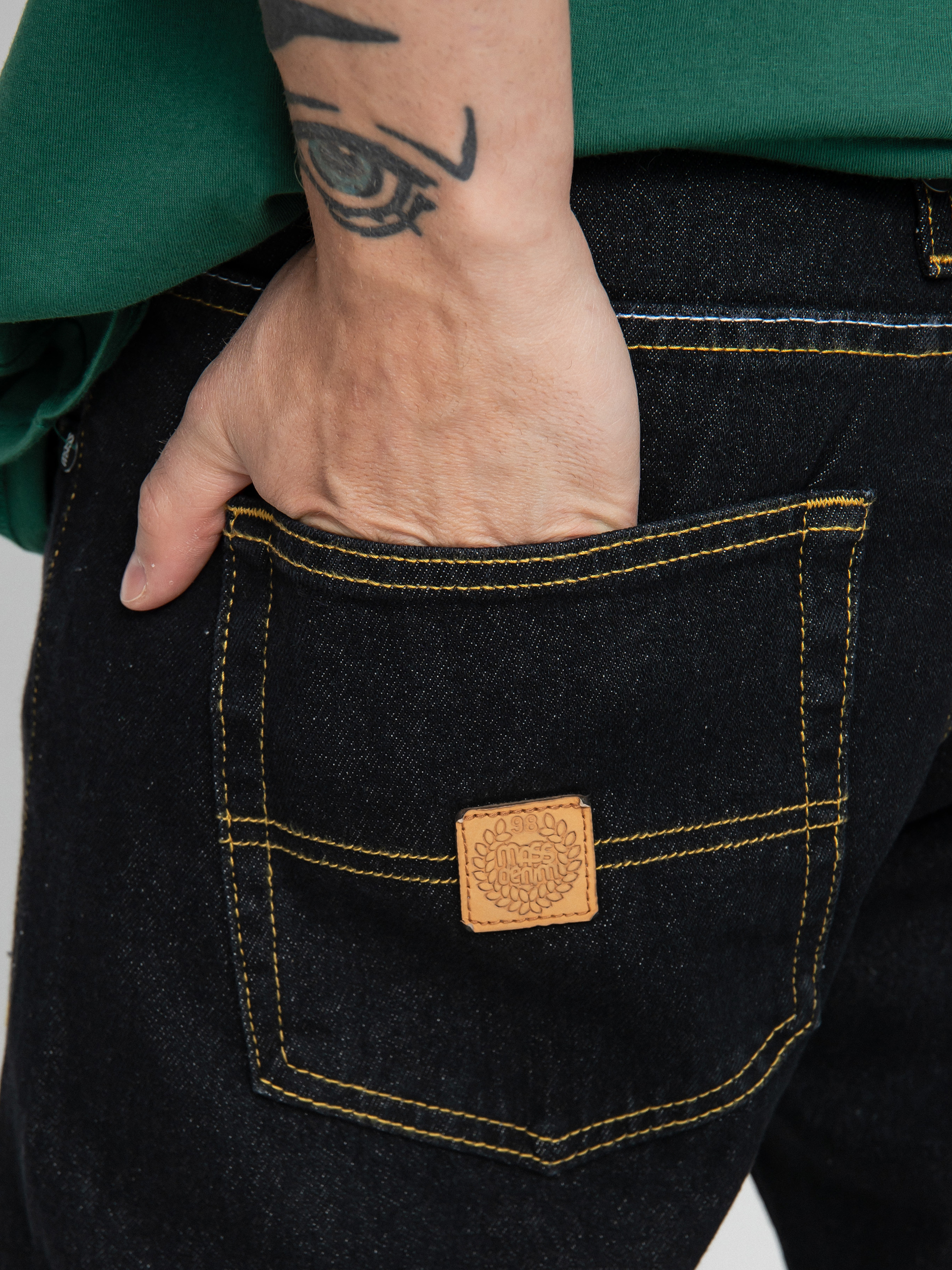 Spodnie MassDnm Base Jeans Regular Fit (black rinse)