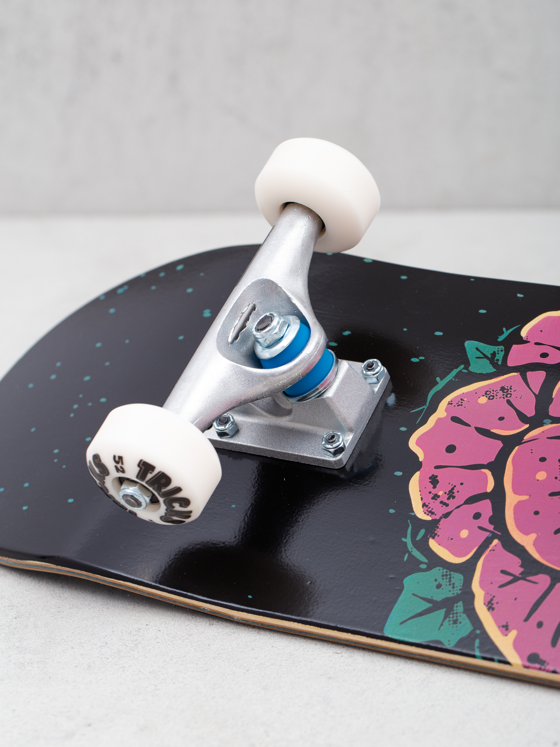 Deskorolka Tricks Rose