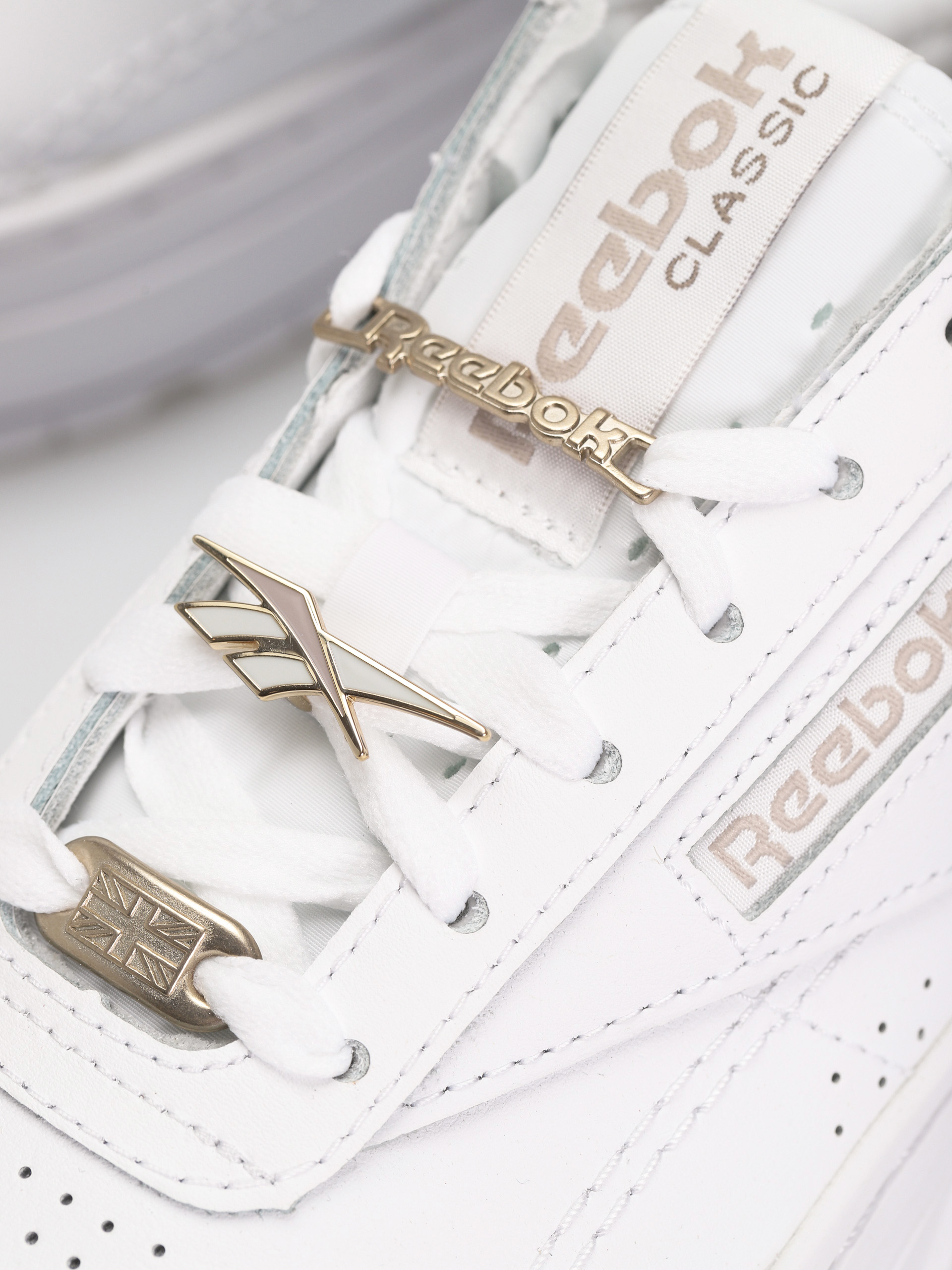 Buty Reebok Club C Double Geo Wmn (ftwwht/ftwwht/moonst)