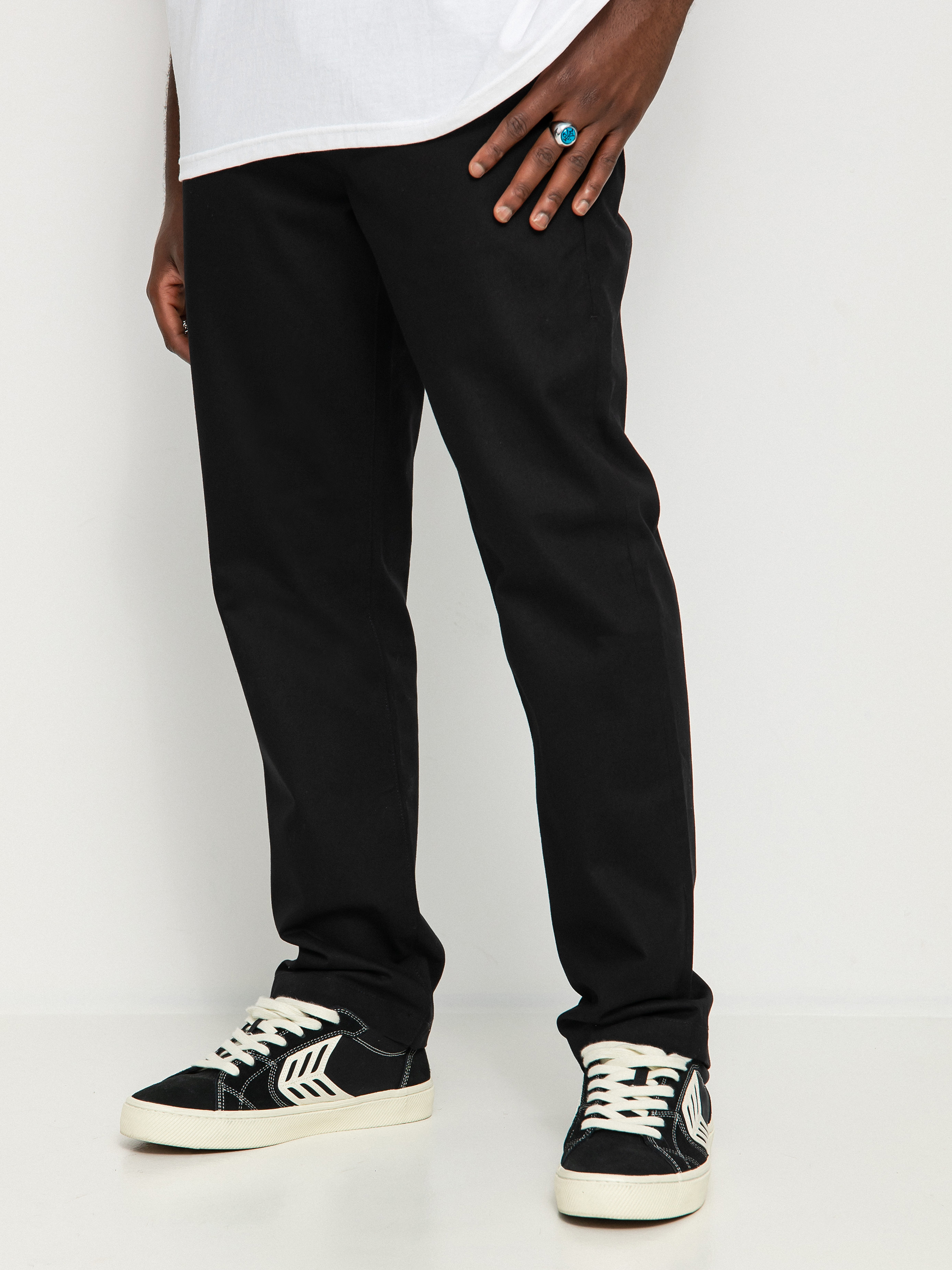 Spodnie Globe Foundation (black)