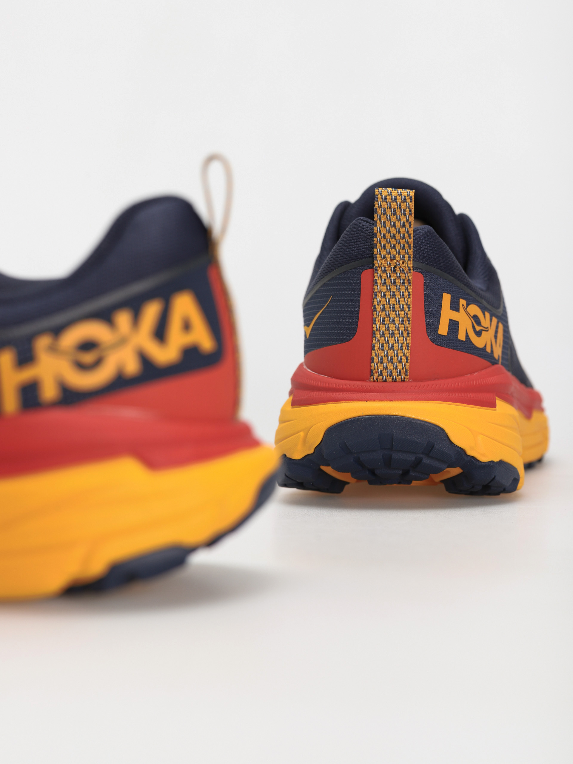 Buty Hoka One One Challenger ATR 6 (outre space/radiant yellow)