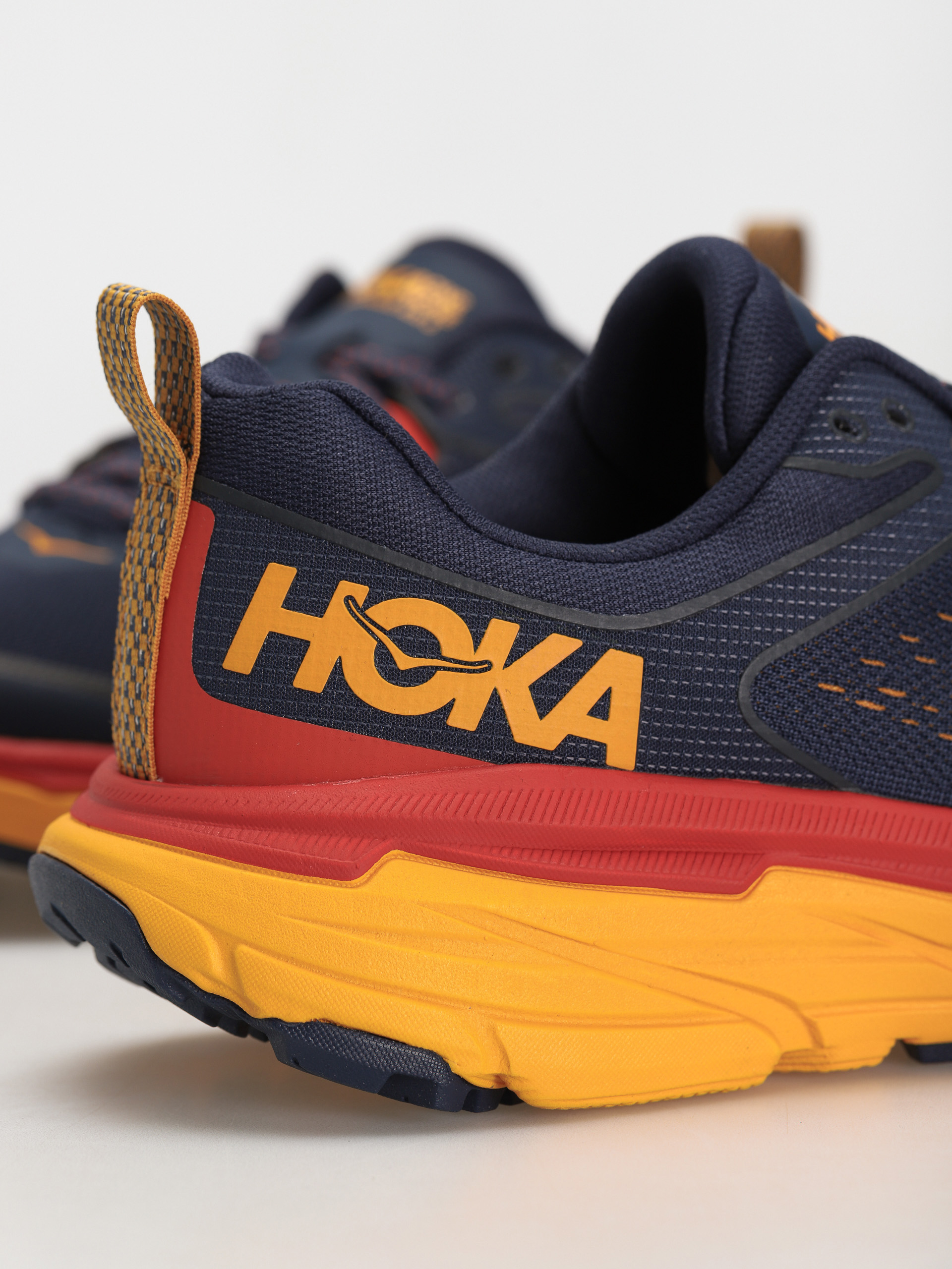 Buty Hoka One One Challenger ATR 6 (outre space/radiant yellow)