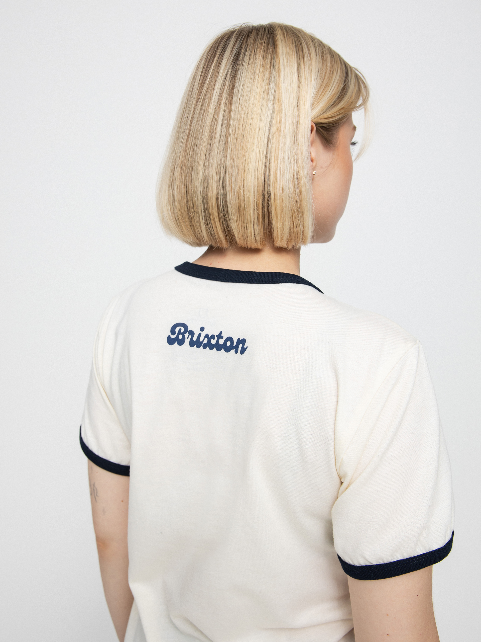 T-shirt Brixton Love Not War Ringer Wmn (dove)