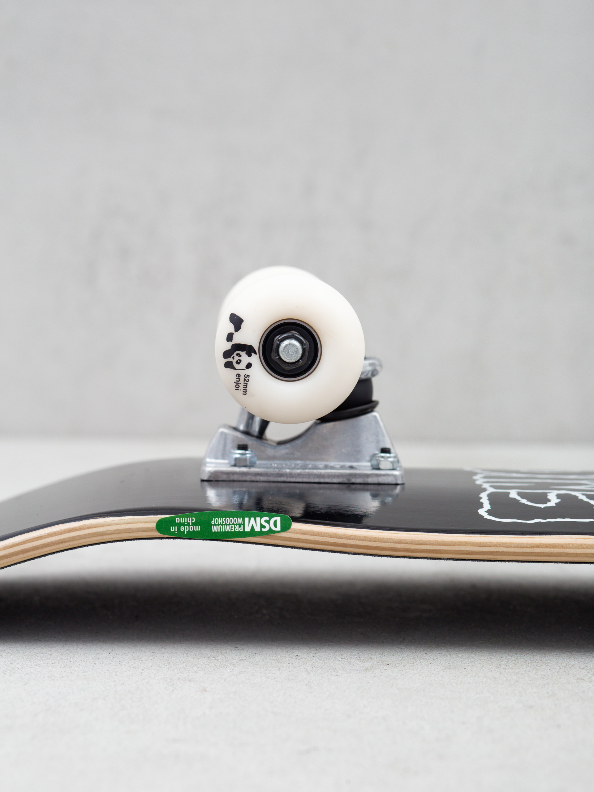 Deskorolka Enjoi Doesnt Fit (black)