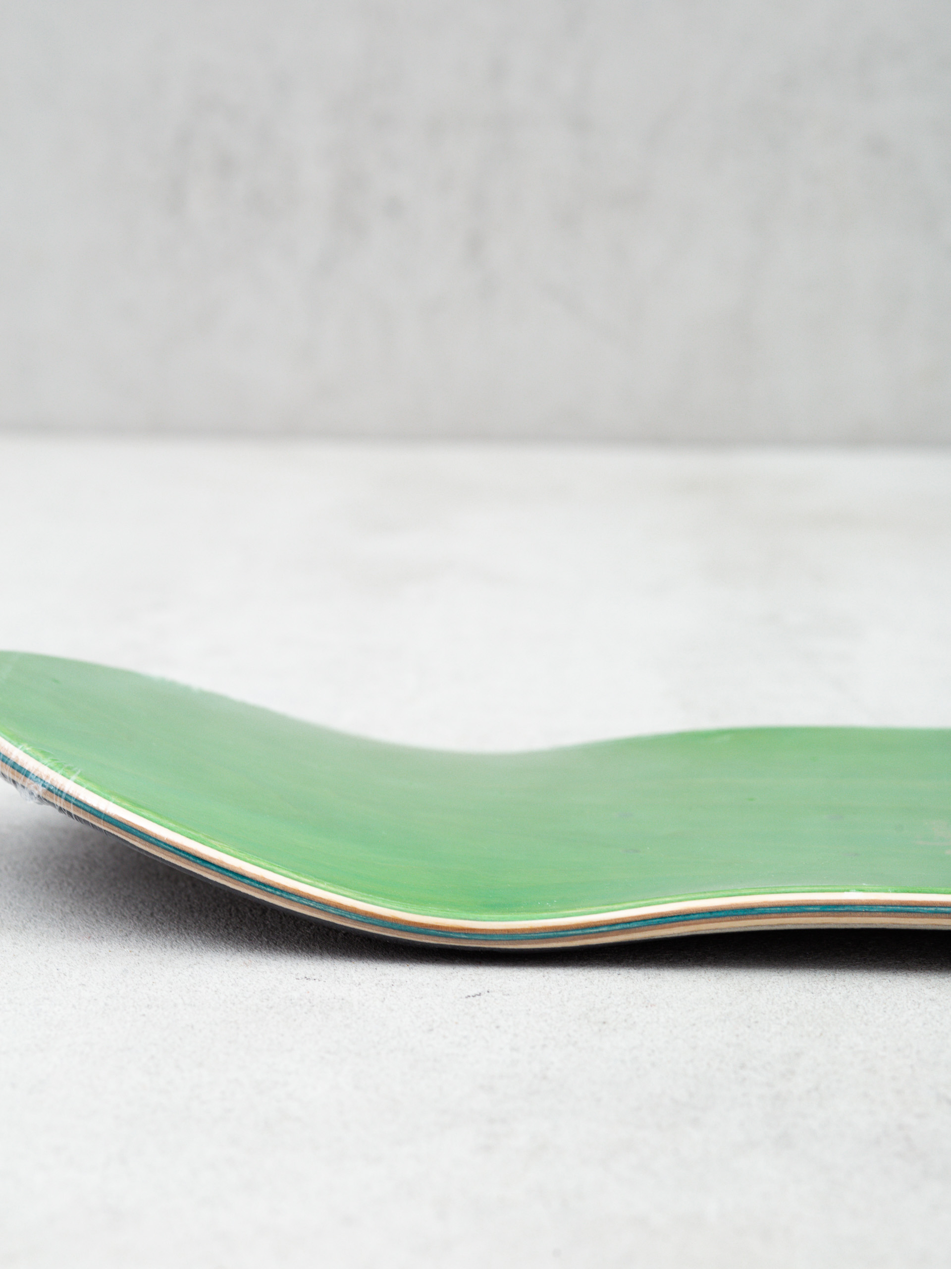 Deck Enjoi Rainbow Fart Hyb (black)