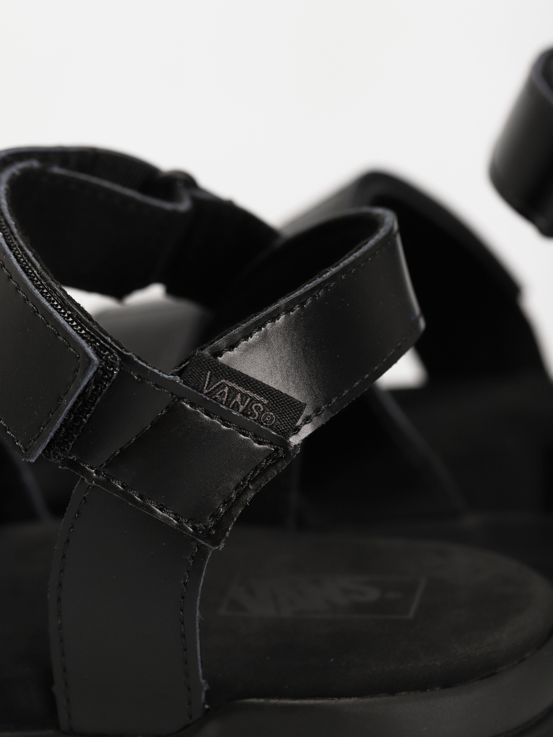 Sandały Vans Colfax Wmn (black)