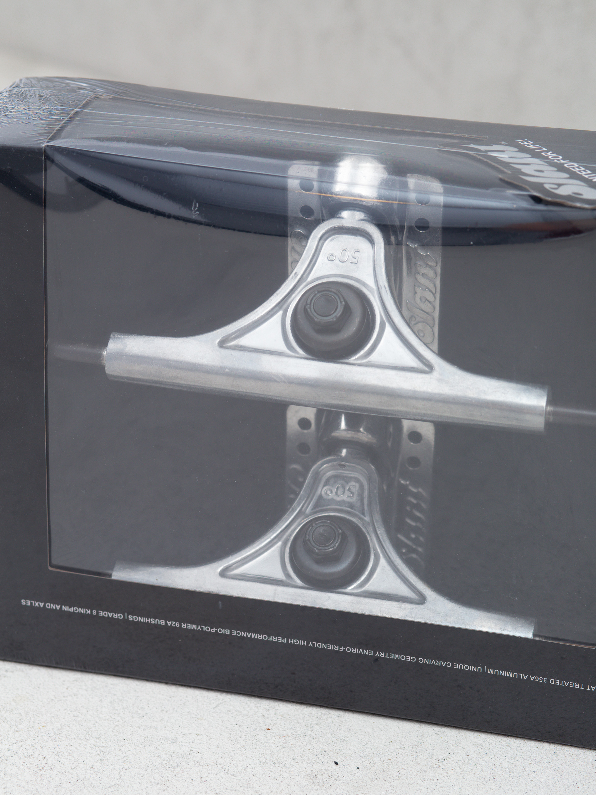 Traki Globe Slant Reverse Kingpin (raw/raw)