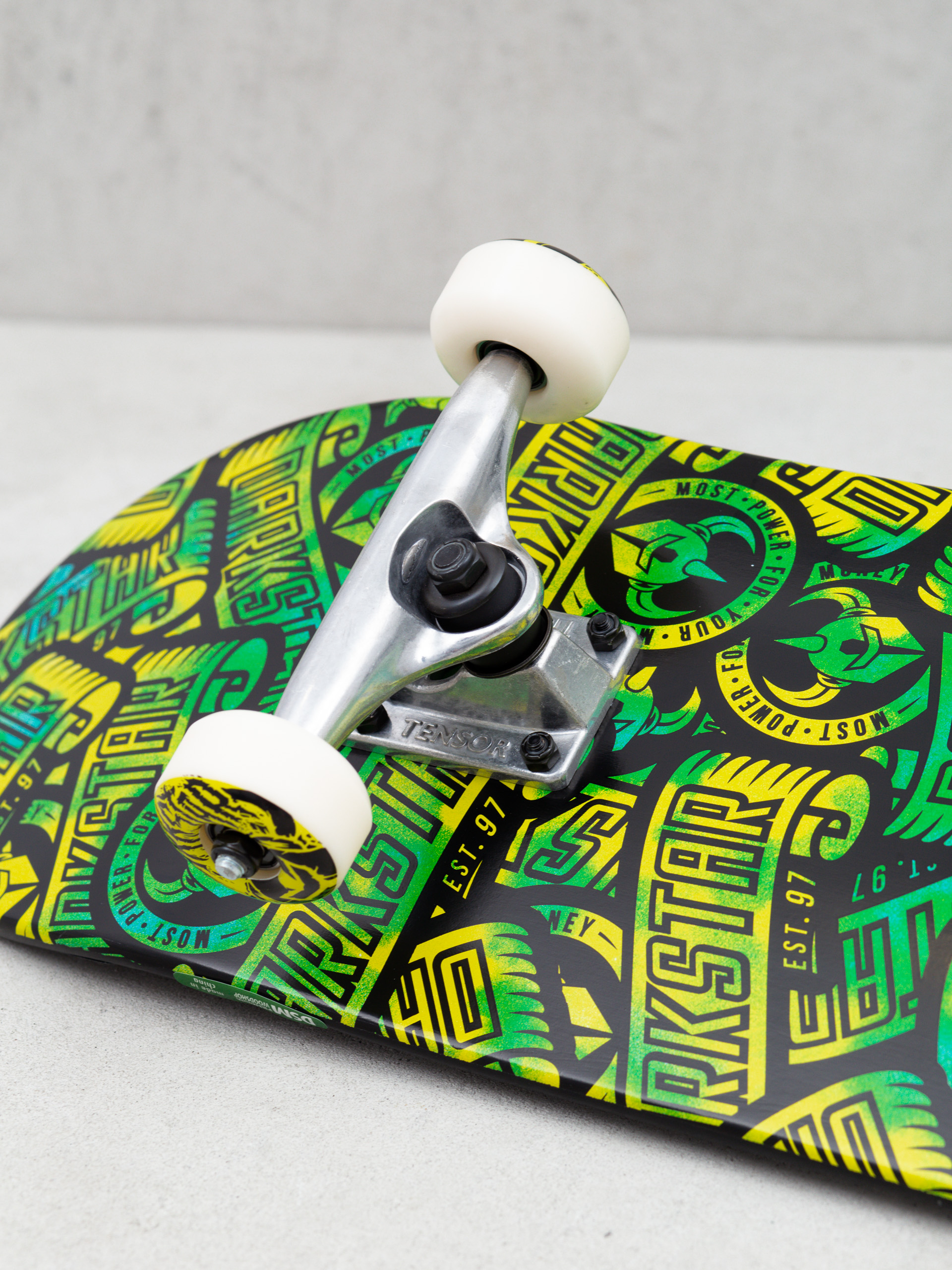 Deskorolka Darkstar Slap (black/geen/yellow)