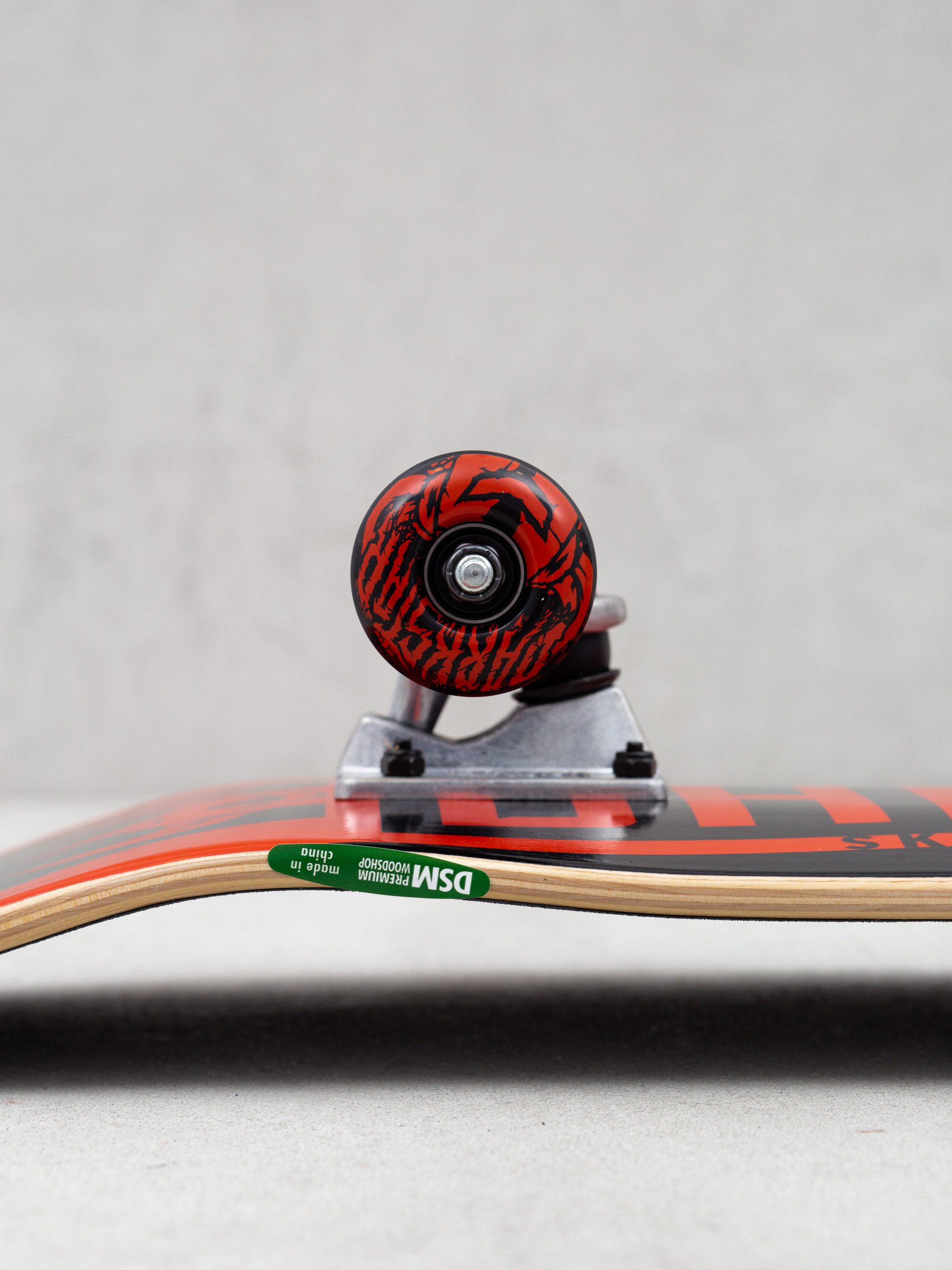 Deskorolka Darkstar Divide (black/red)