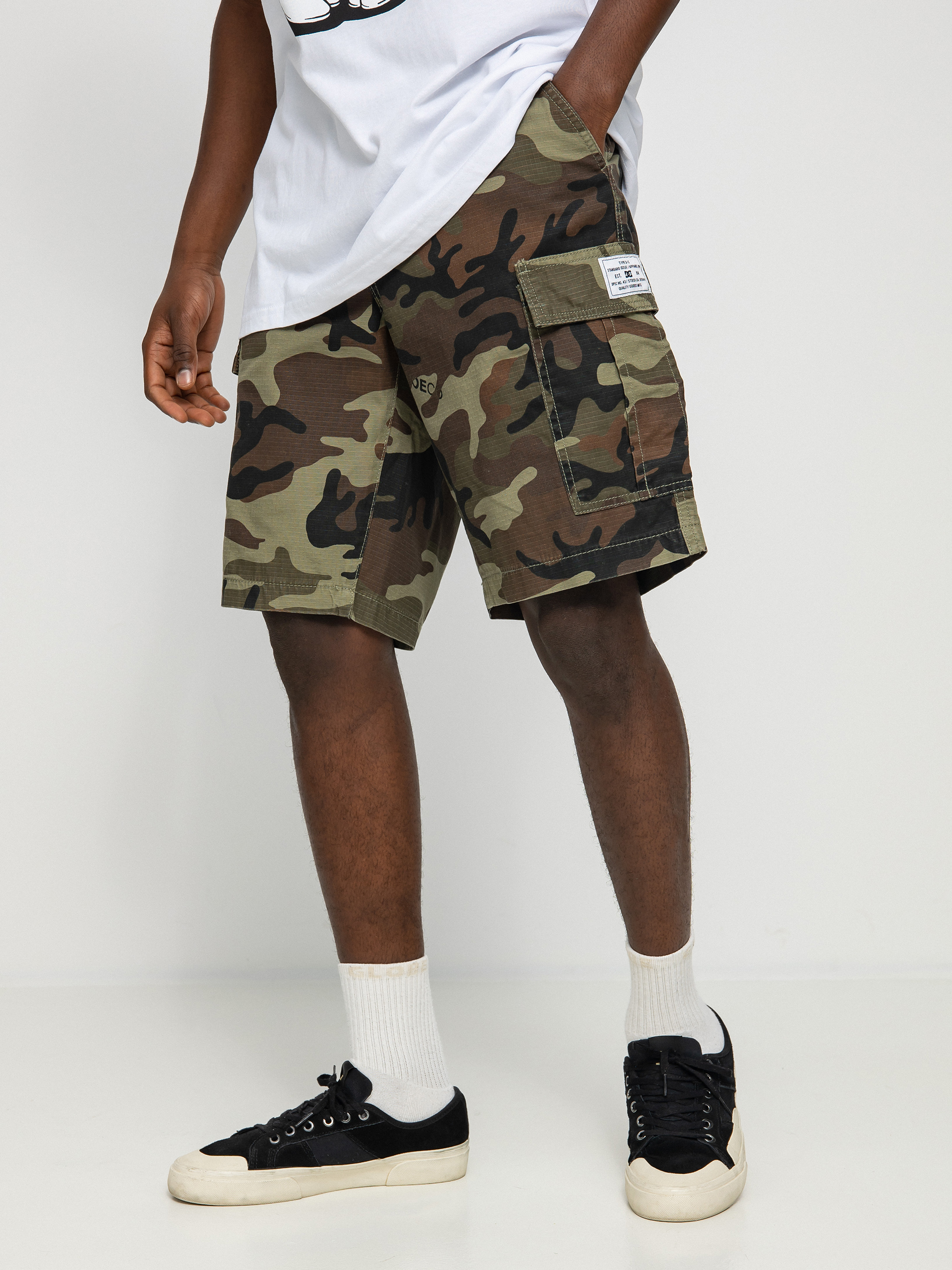 Szorty DC Warehouse Cargo 2 (dc woodland camo)
