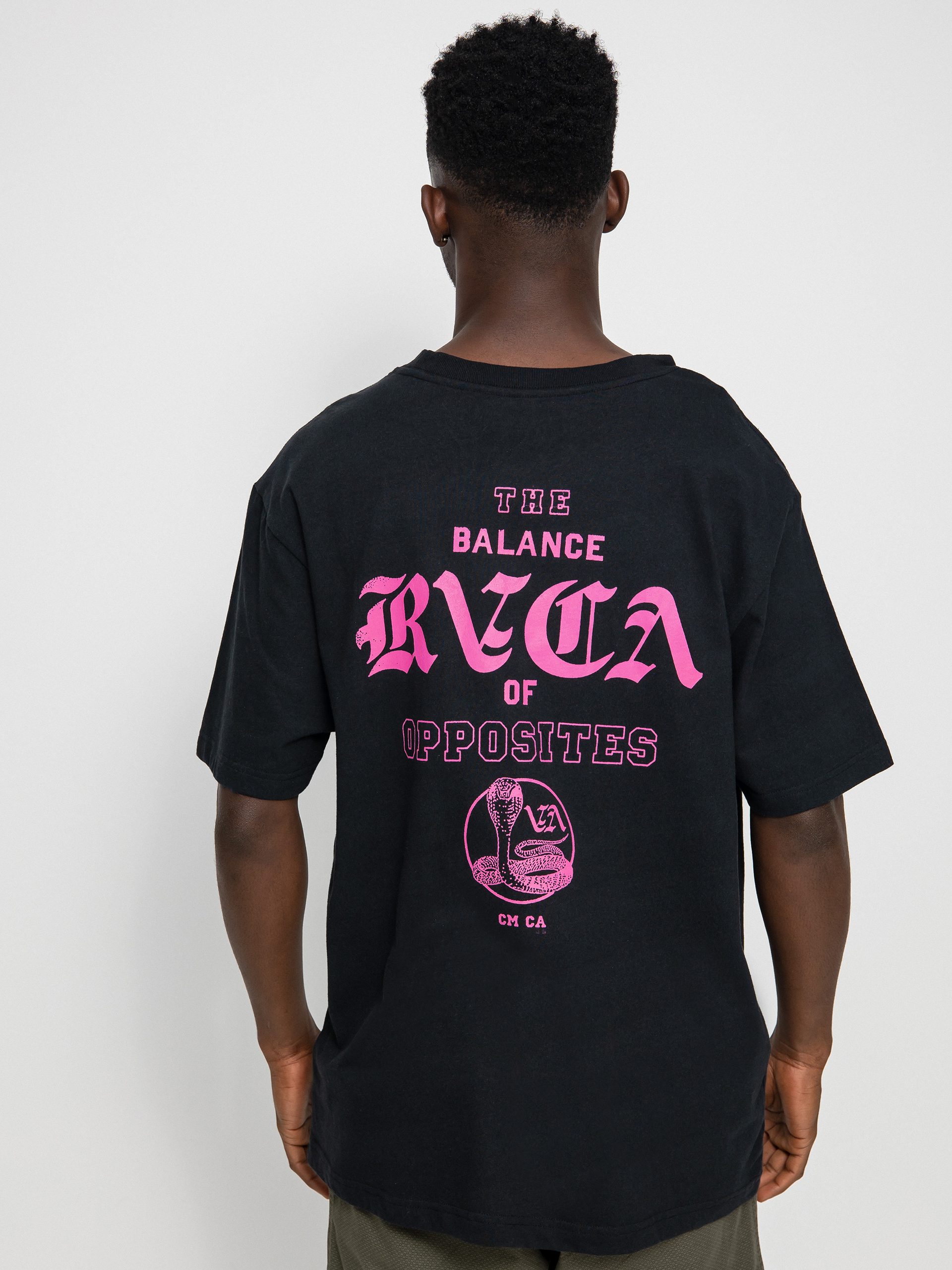 T-shirt RVCA Cobra University (black)