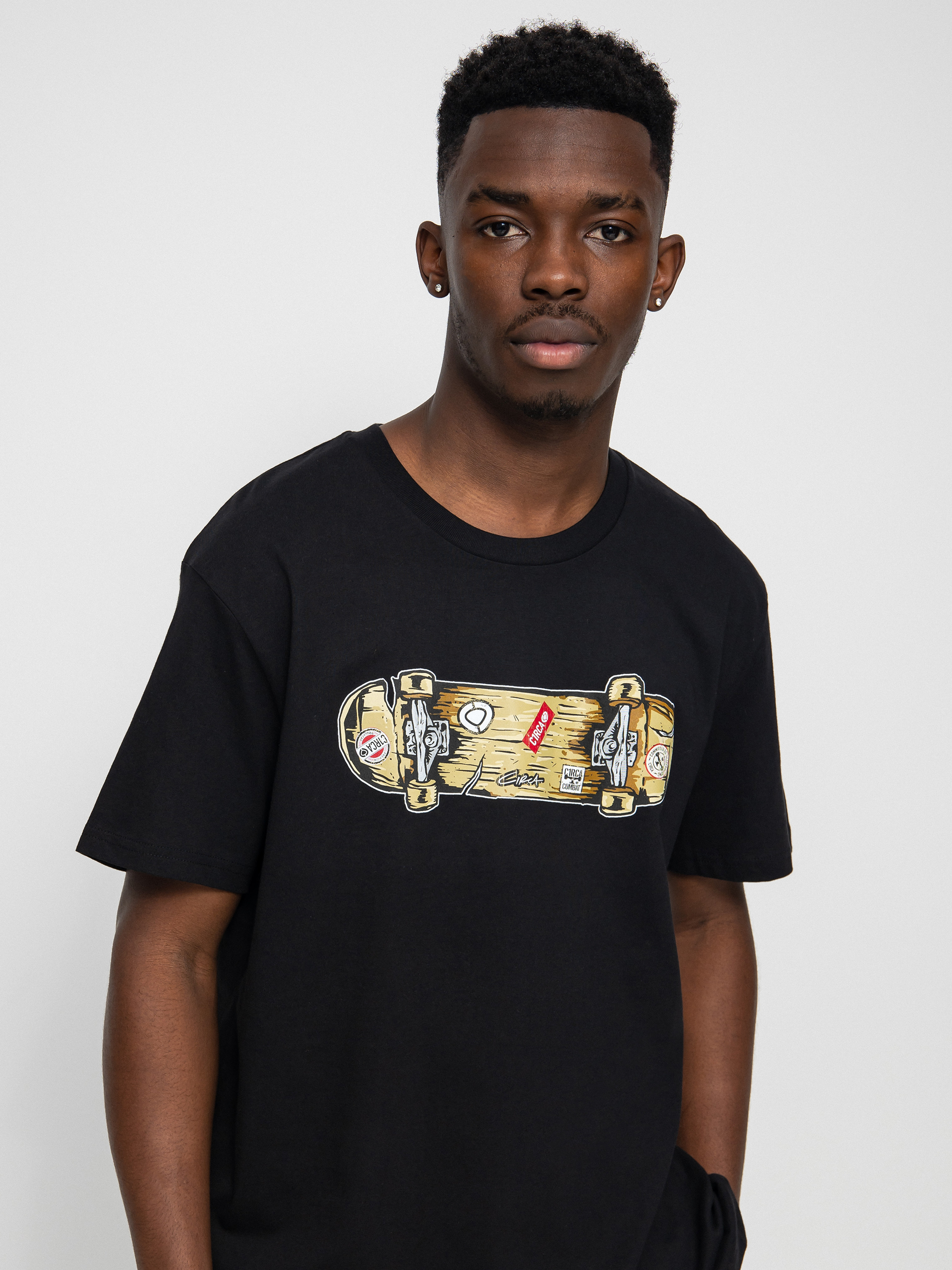 T-shirt Circa Skateboard (black)