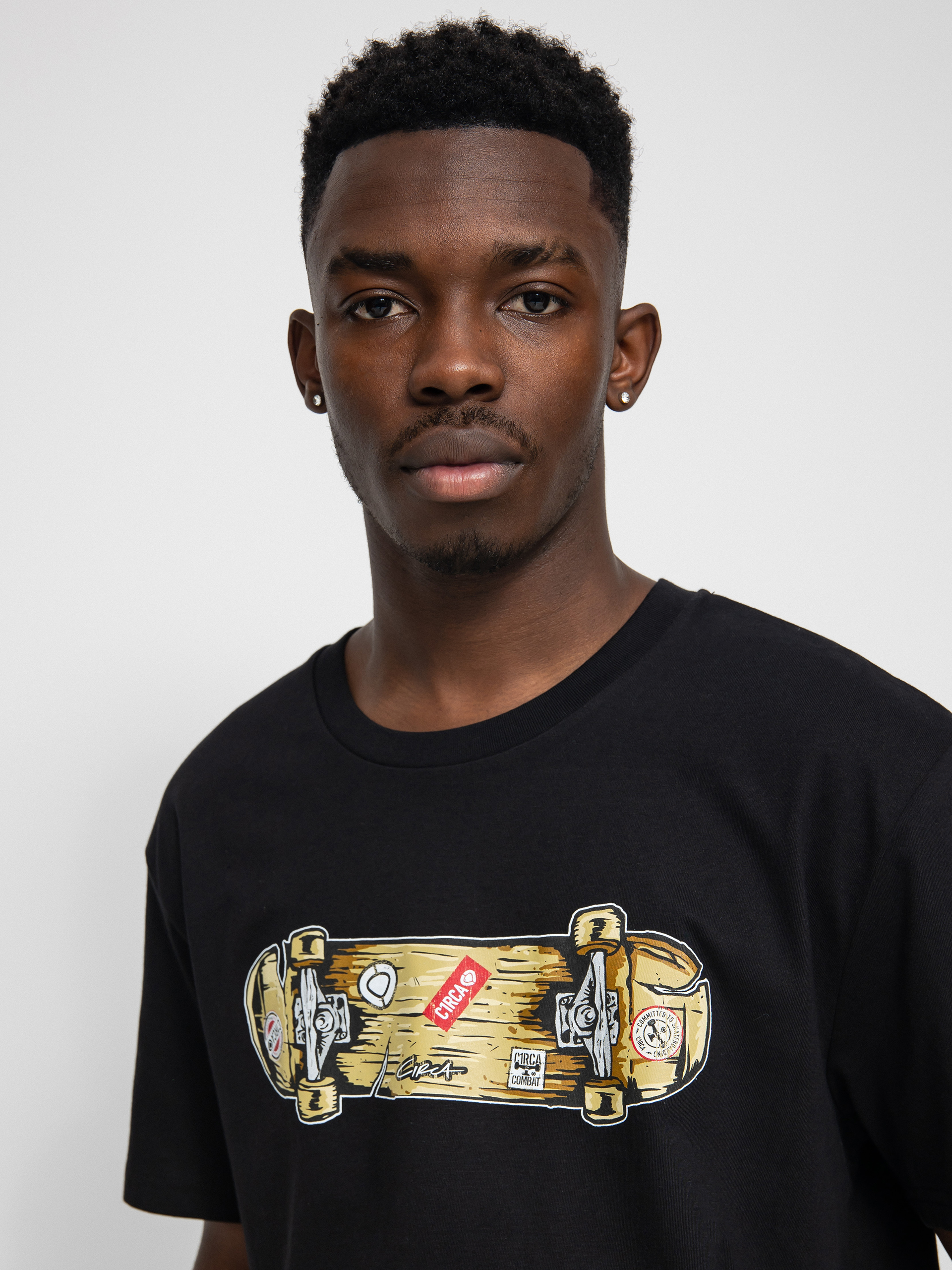T-shirt Circa Skateboard (black)