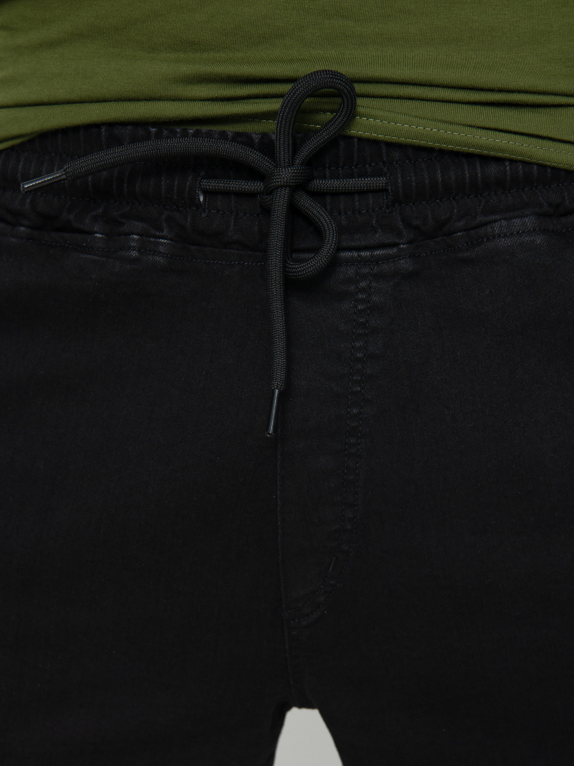 Szorty Elade Classic Jogger (black denim)