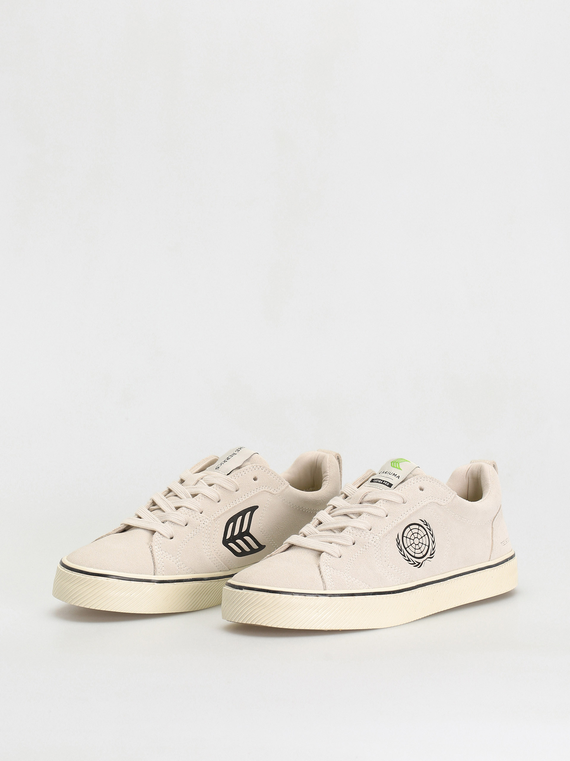 Buty Cariuma Catiba Pro Berrics (vintage white suede)