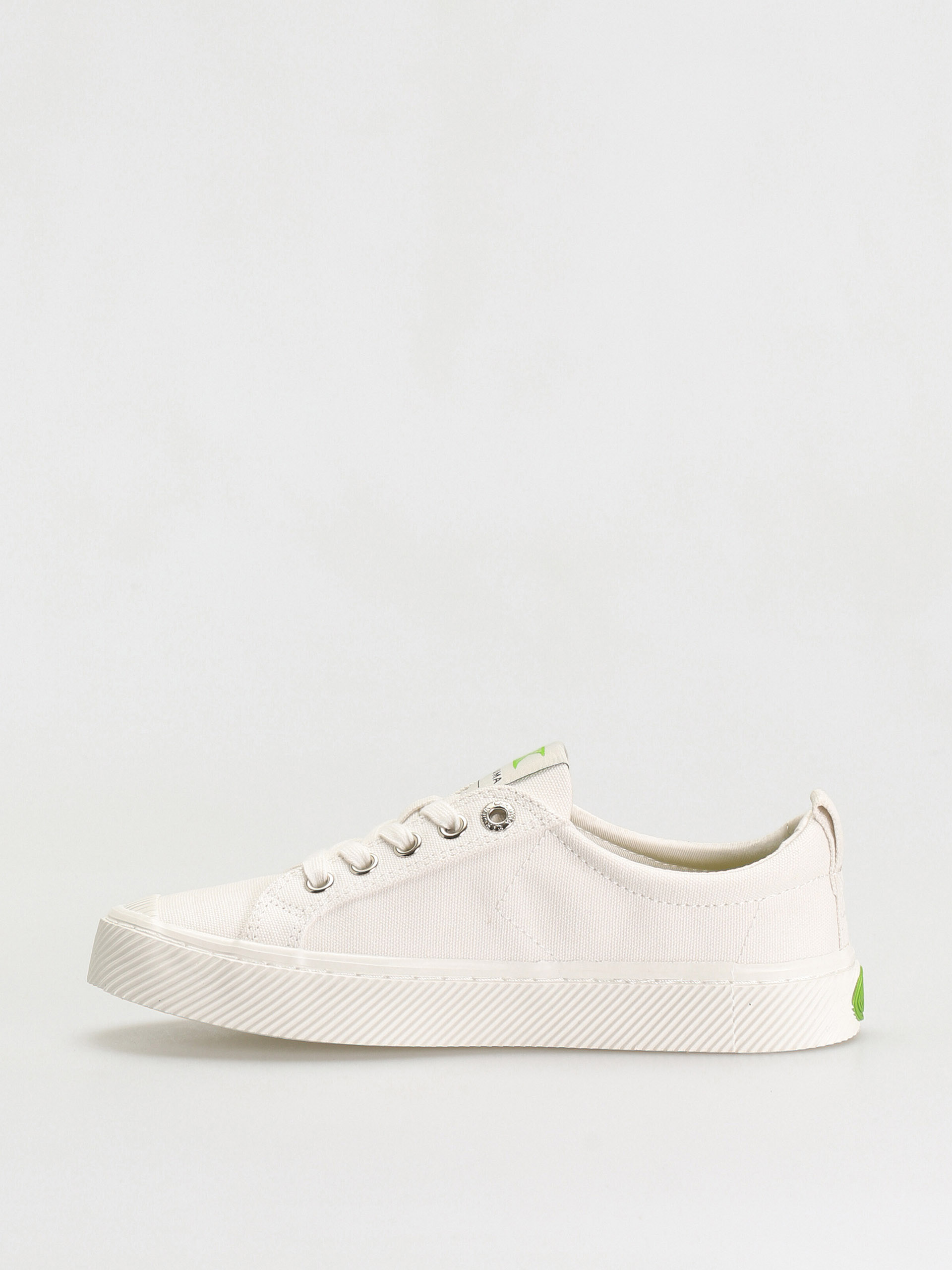 Buty Cariuma Oca Low (off white canvas)