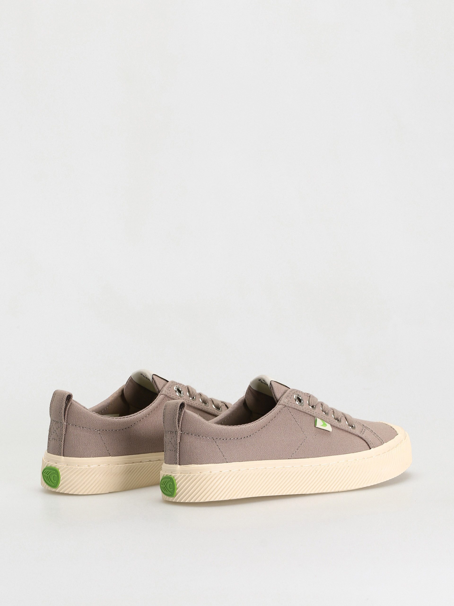 Buty Cariuma Oca Low (mystic grey canvas)