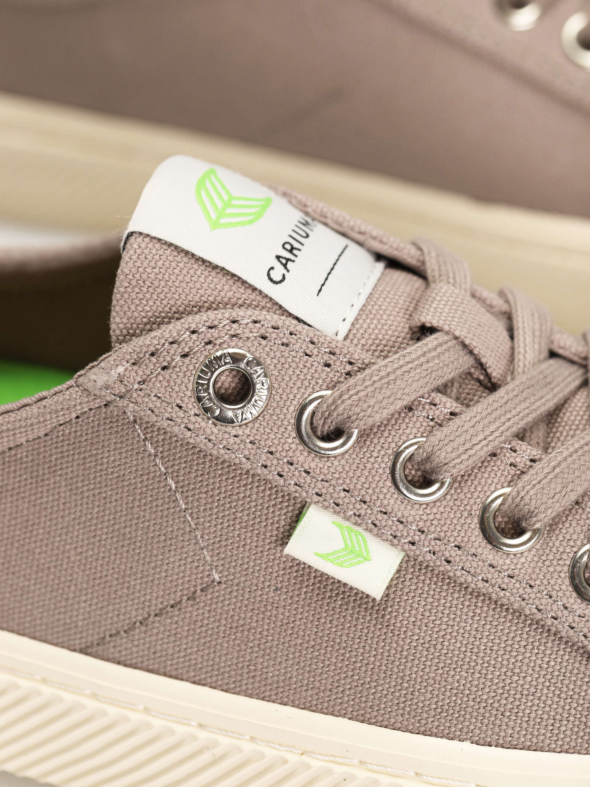 Buty Cariuma Oca Low (mystic grey canvas)