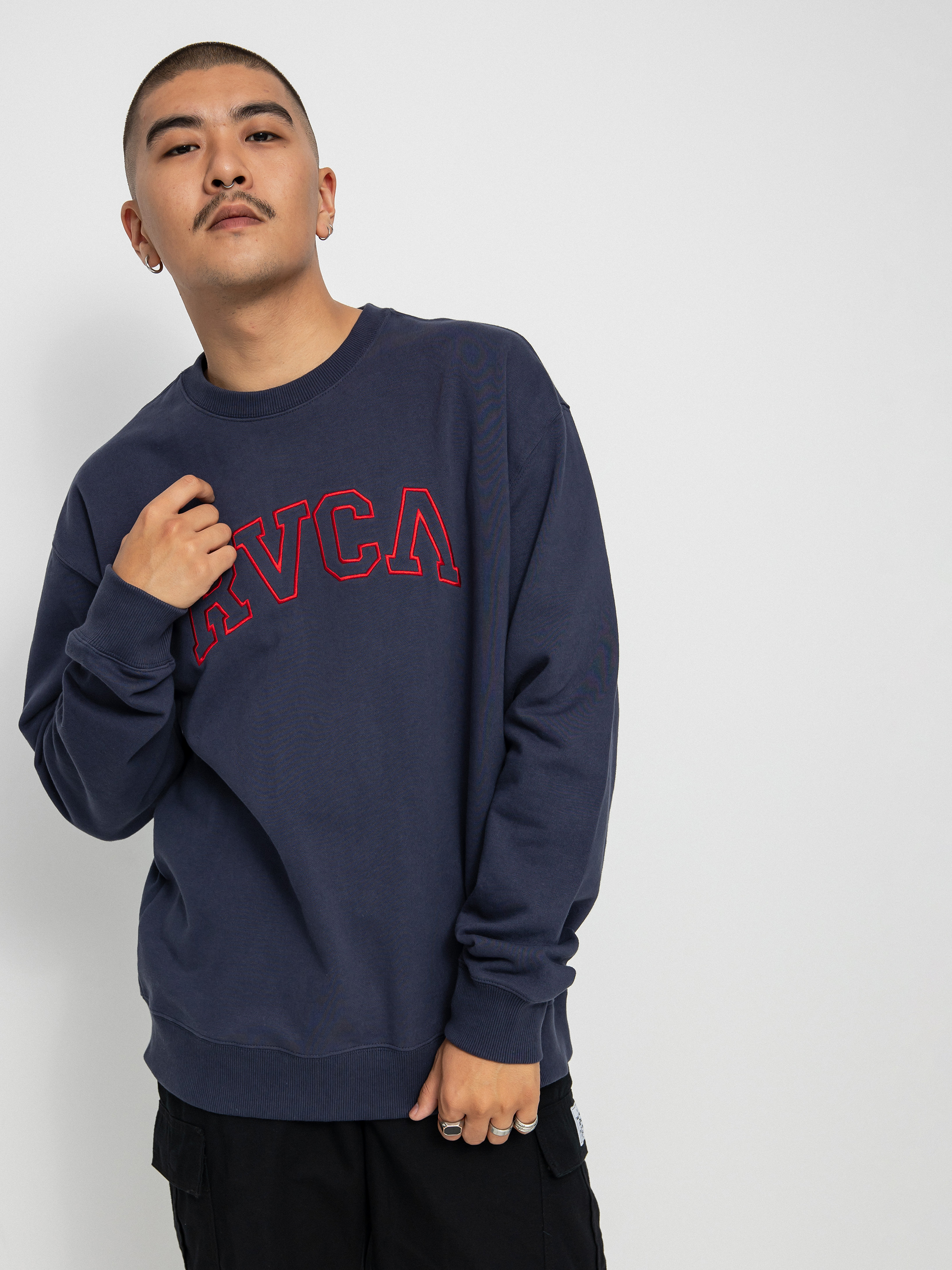 Bluza RVCA Hastings Emb Crew (moody blue)