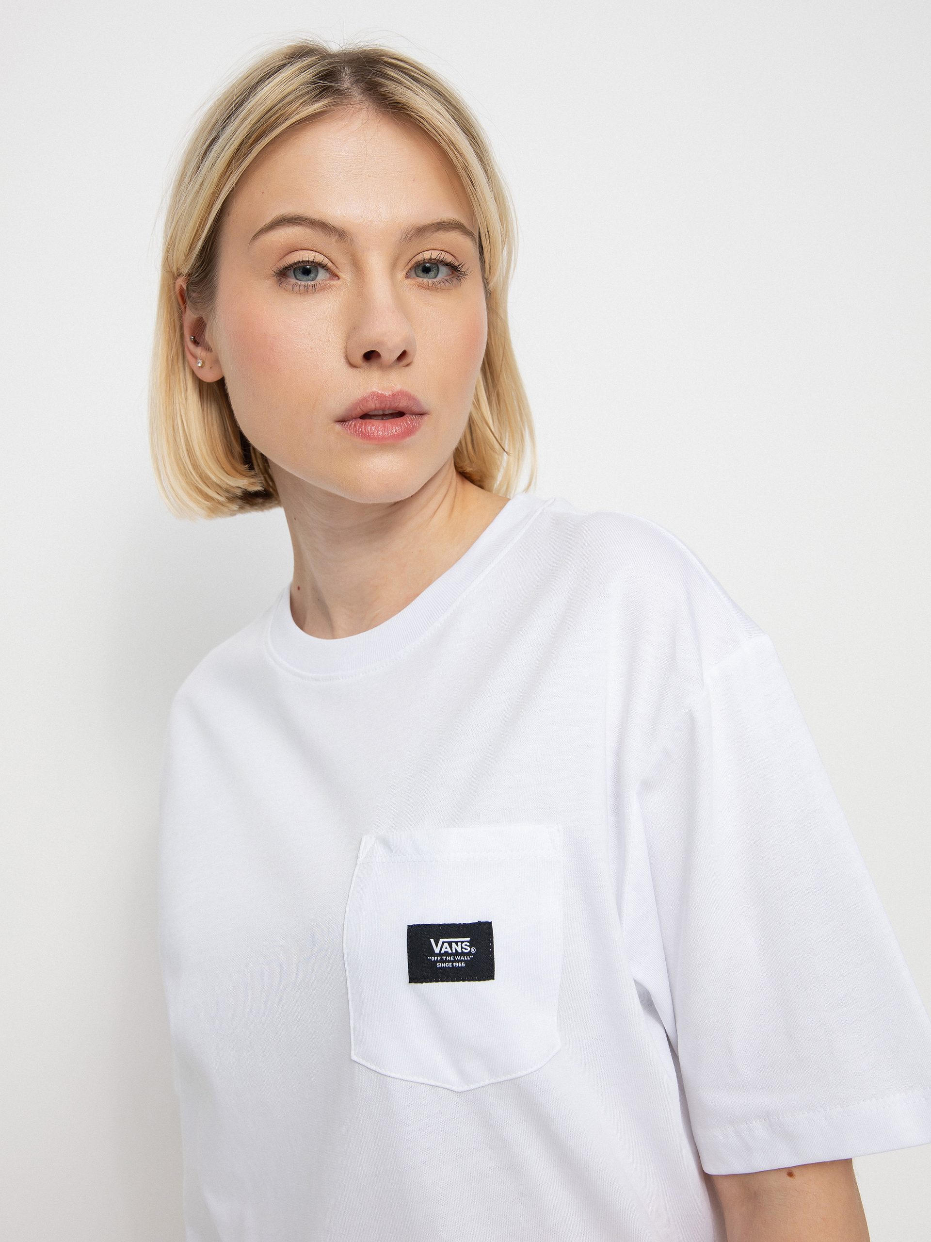 T-shirt Vans Patched Up Pocket Wmn (white)