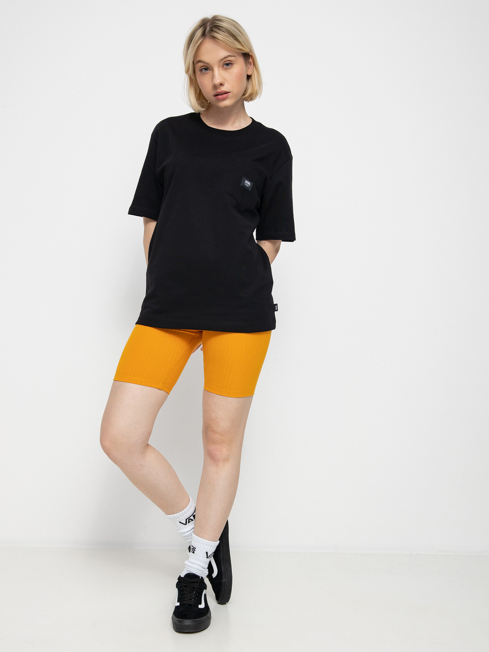 T-shirt Vans Patched Up Pocket Wmn (black)