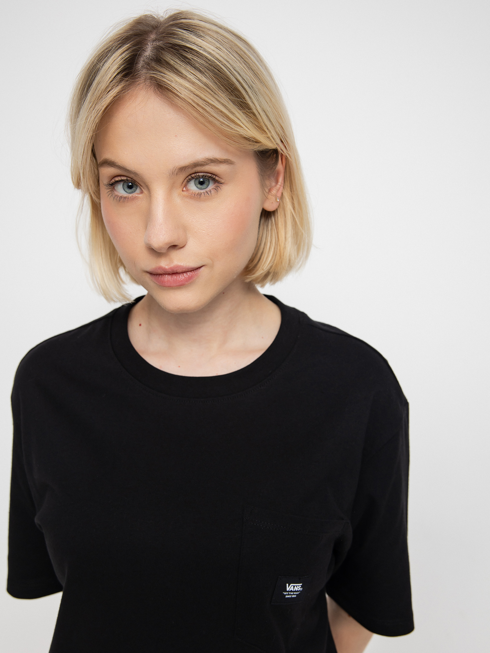 T-shirt Vans Patched Up Pocket Wmn (black)