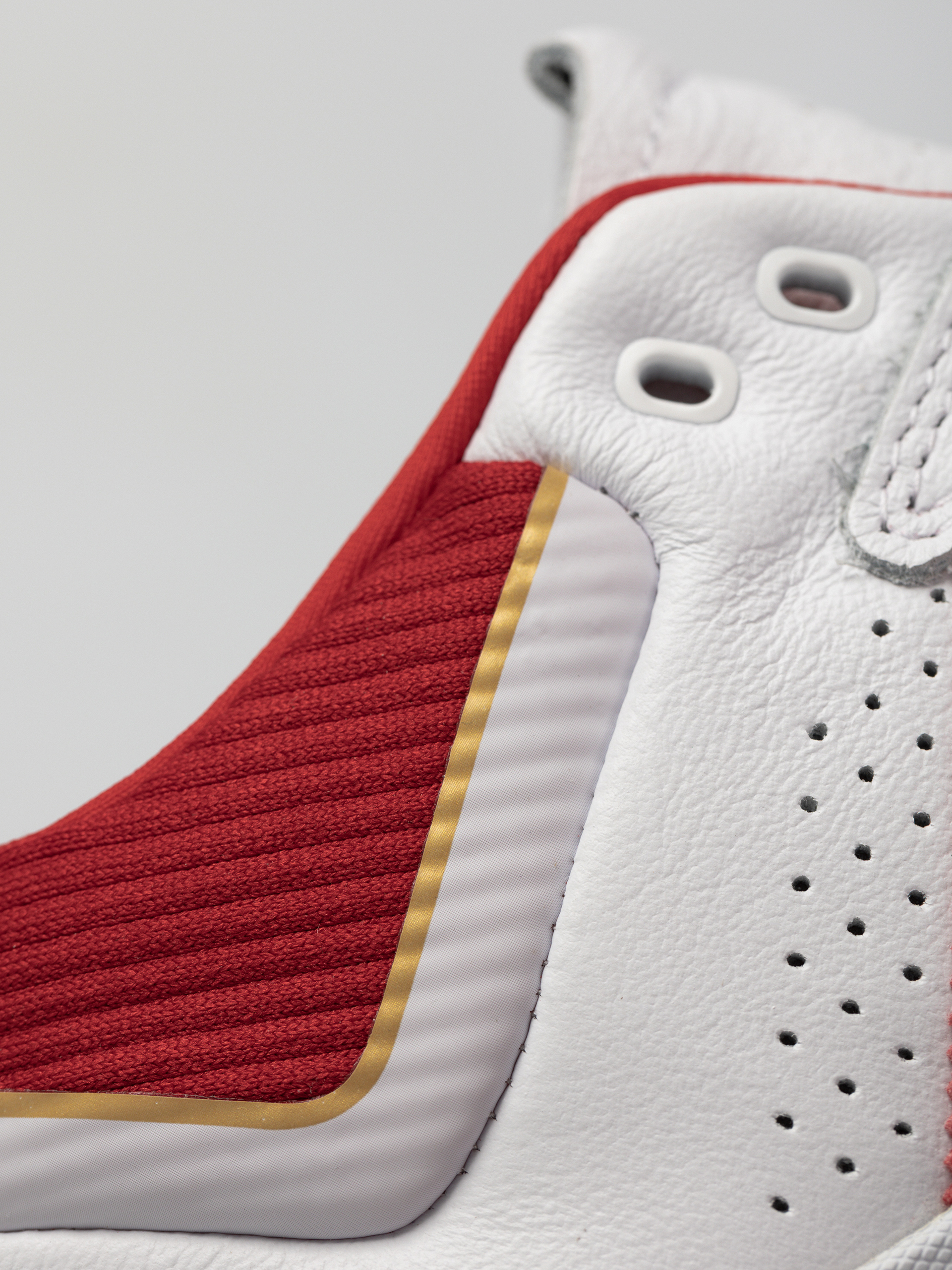 Buty adidas Tyshawn (ftwwht/conavy/goldmt)