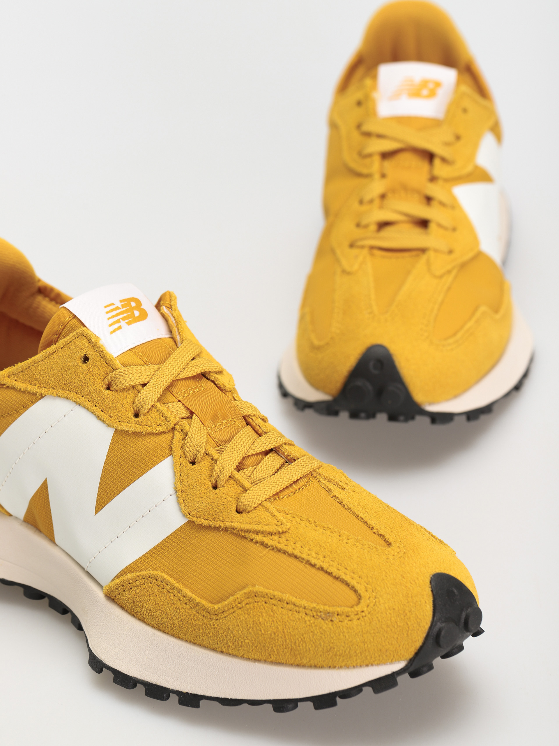 Buty New Balance 327 (varsity gold)