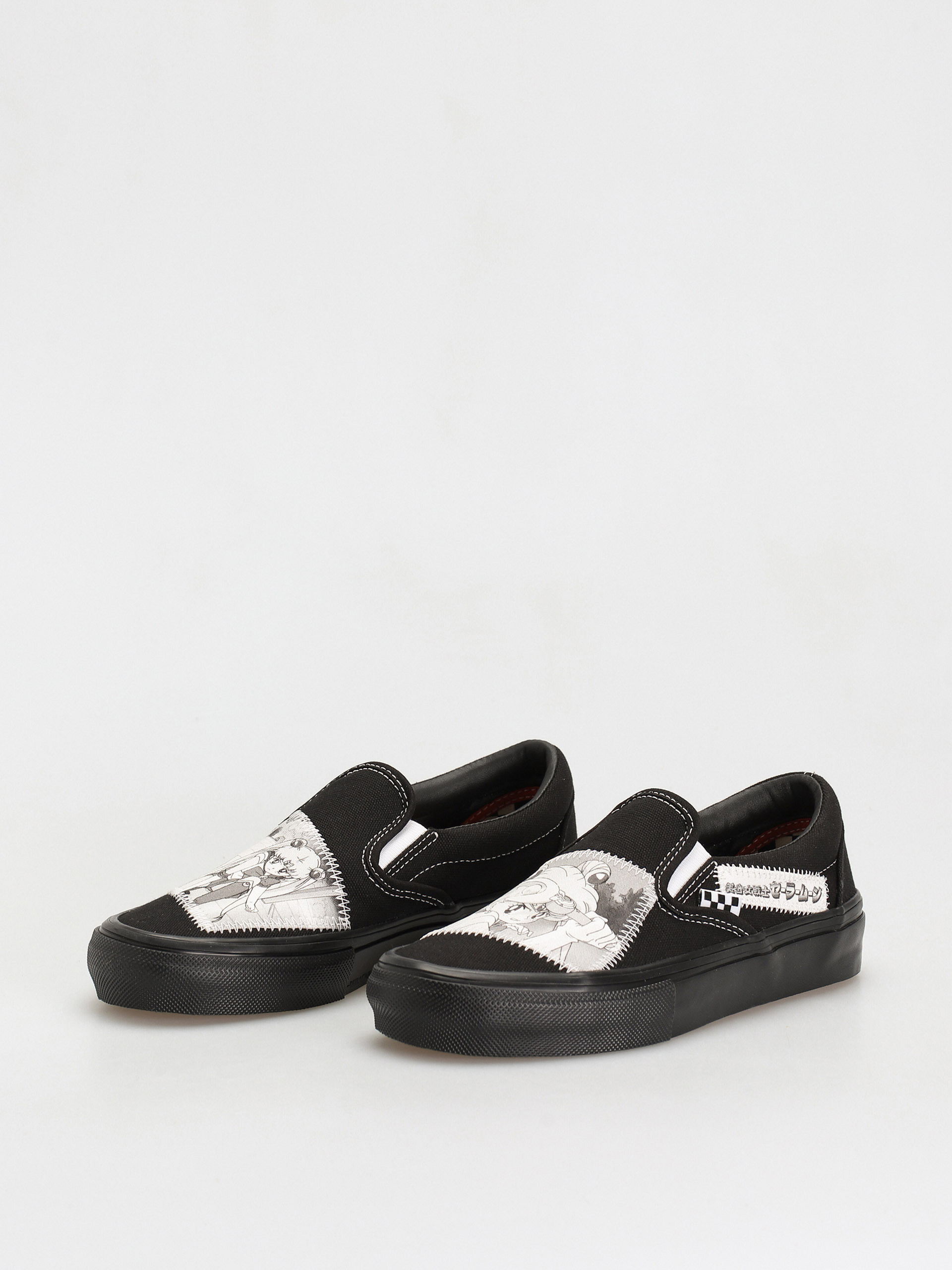 Buty Vans X Sailor Moon Skate Slip On (pretty guardian sailor moon white/black)