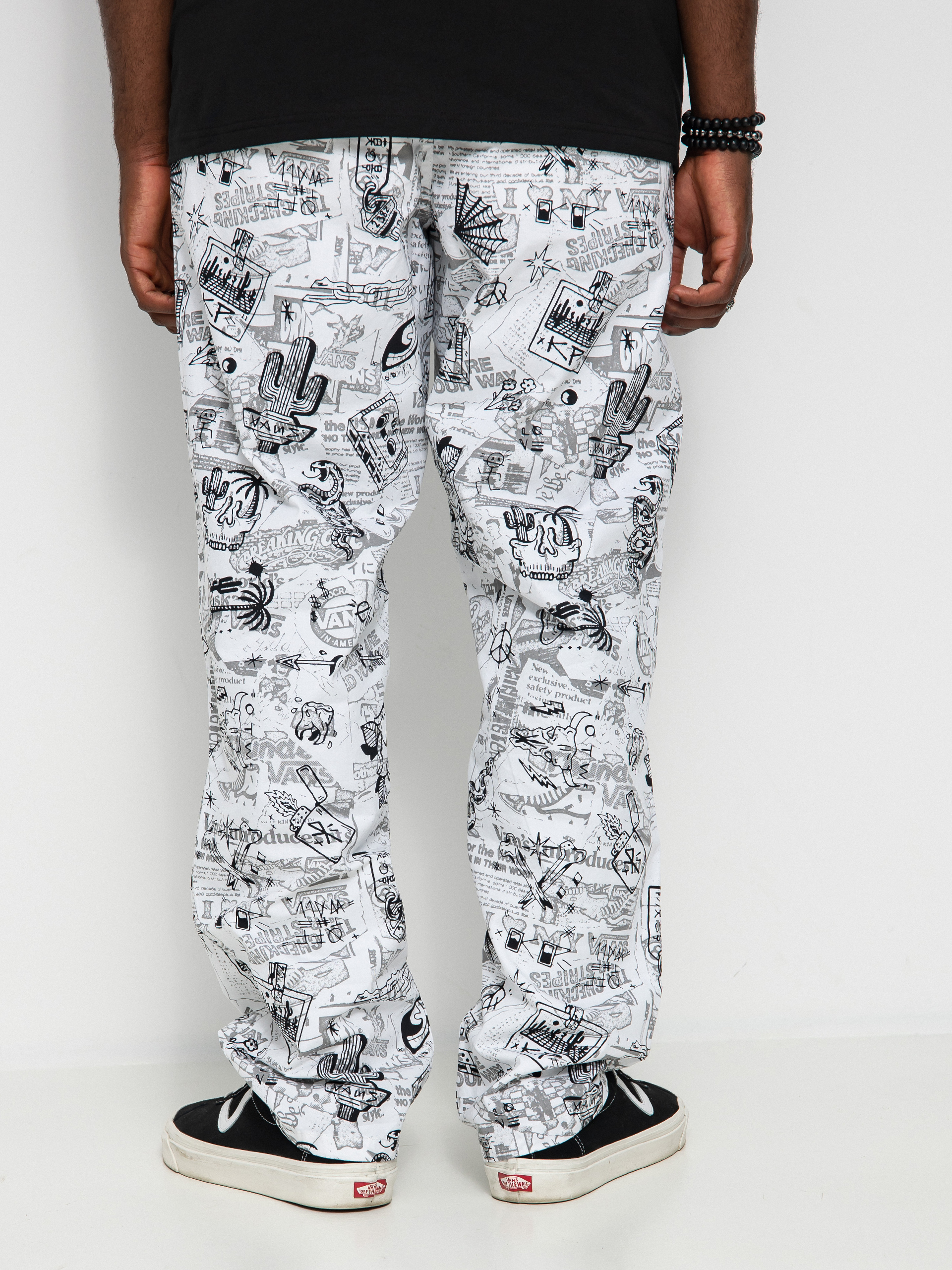Spodnie Vans Kevin Peraza Range Louniwe Tapered (kevin peraza white/black)