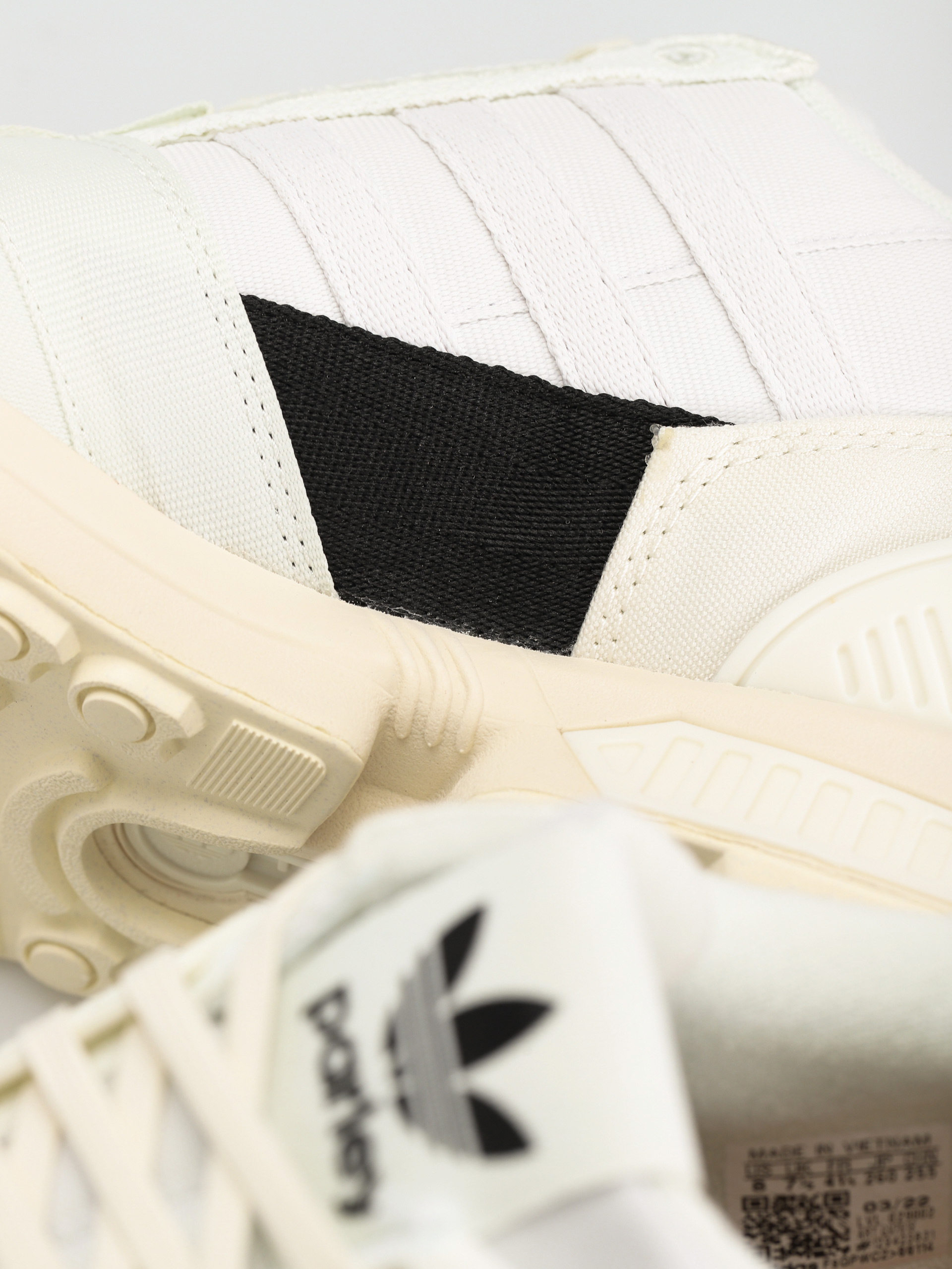 Buty adidas Originals Zx 8000 Parley - biały (owhite/whitin