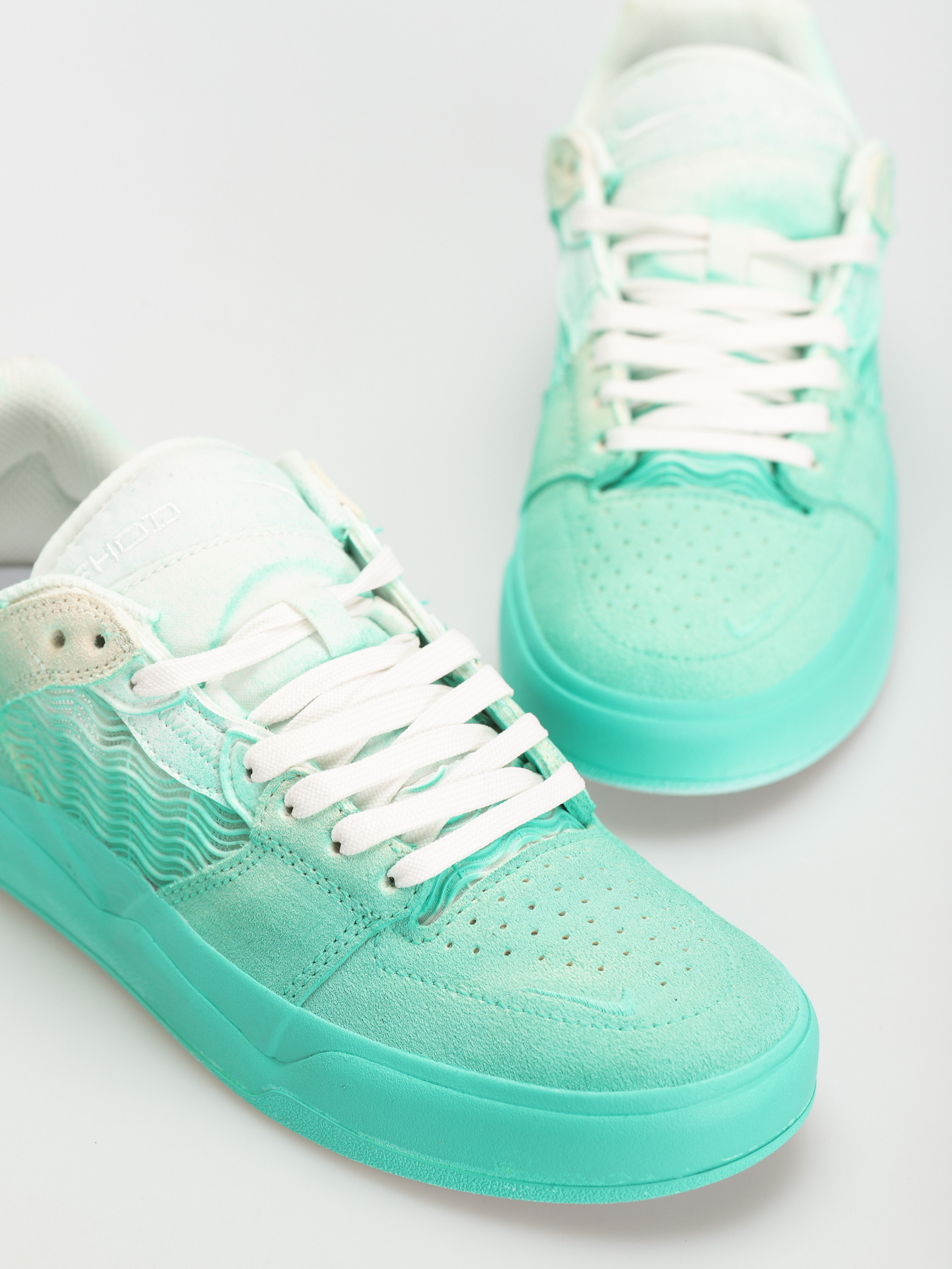 Buty Nike SB Ishod Wair Prm (light menta/light menta light menta)