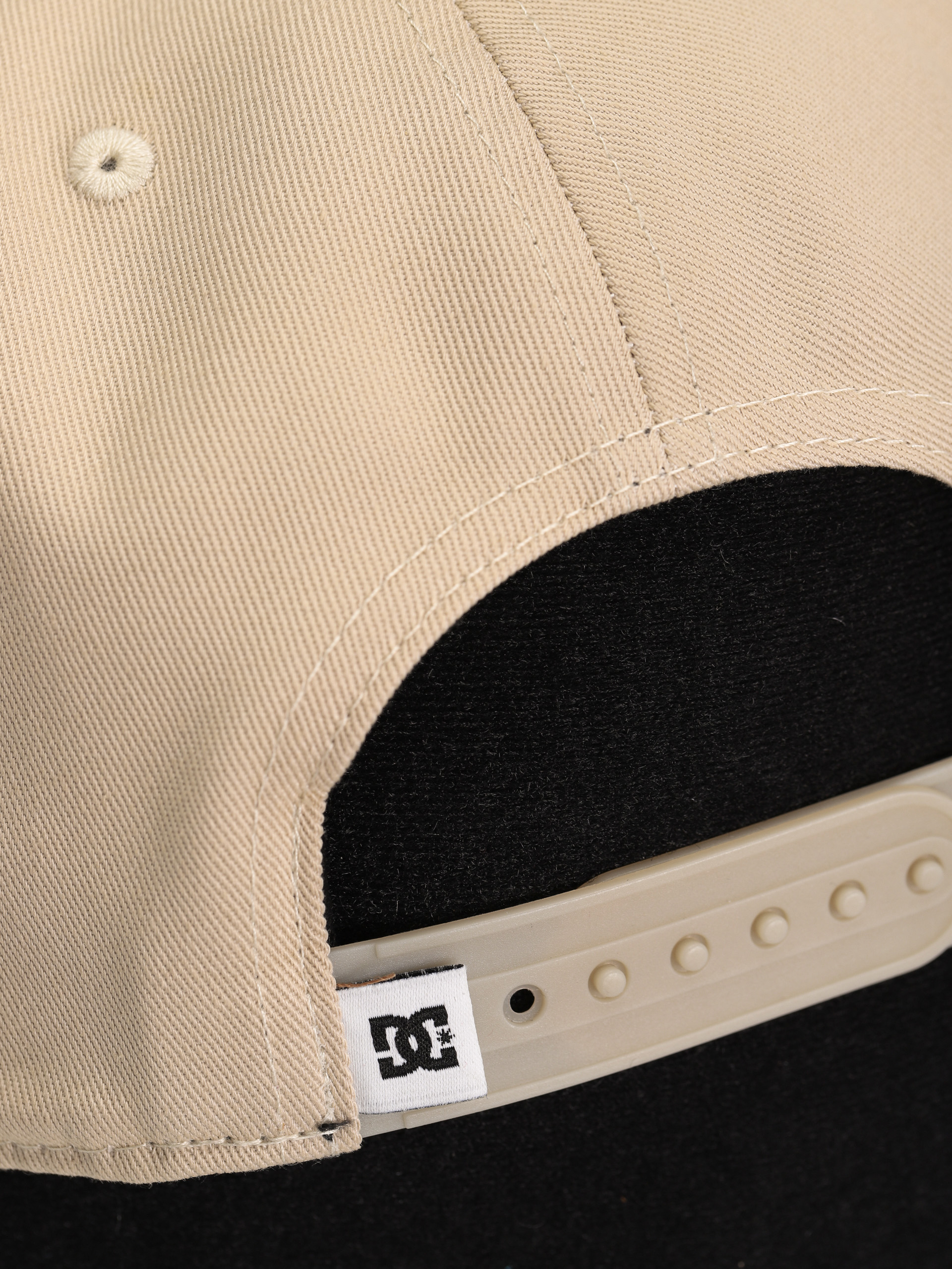 Czapka z daszkiem DC Brackers 3 (bleached sand)