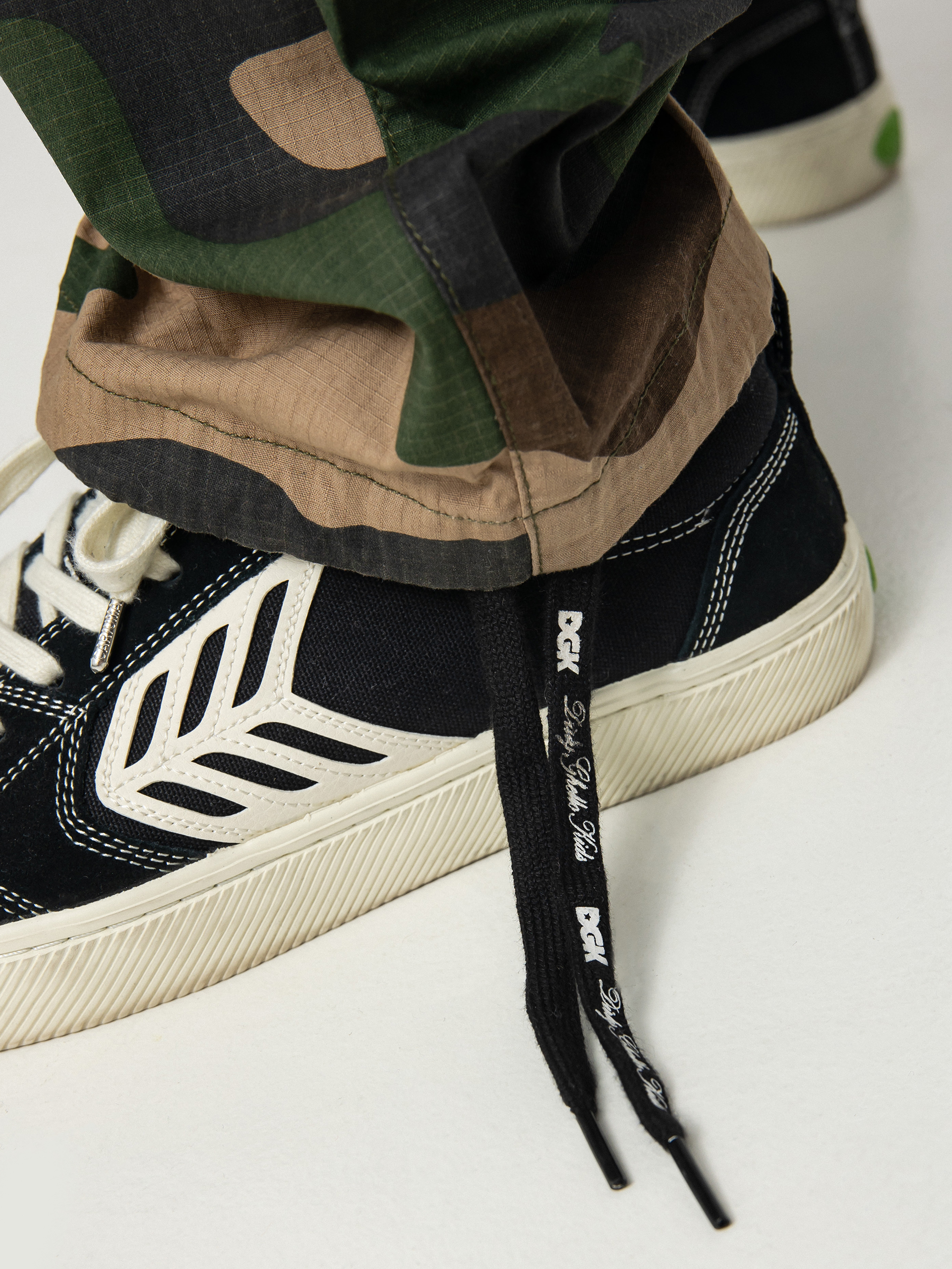 Spodnie DGK Cargo (big woods camo)